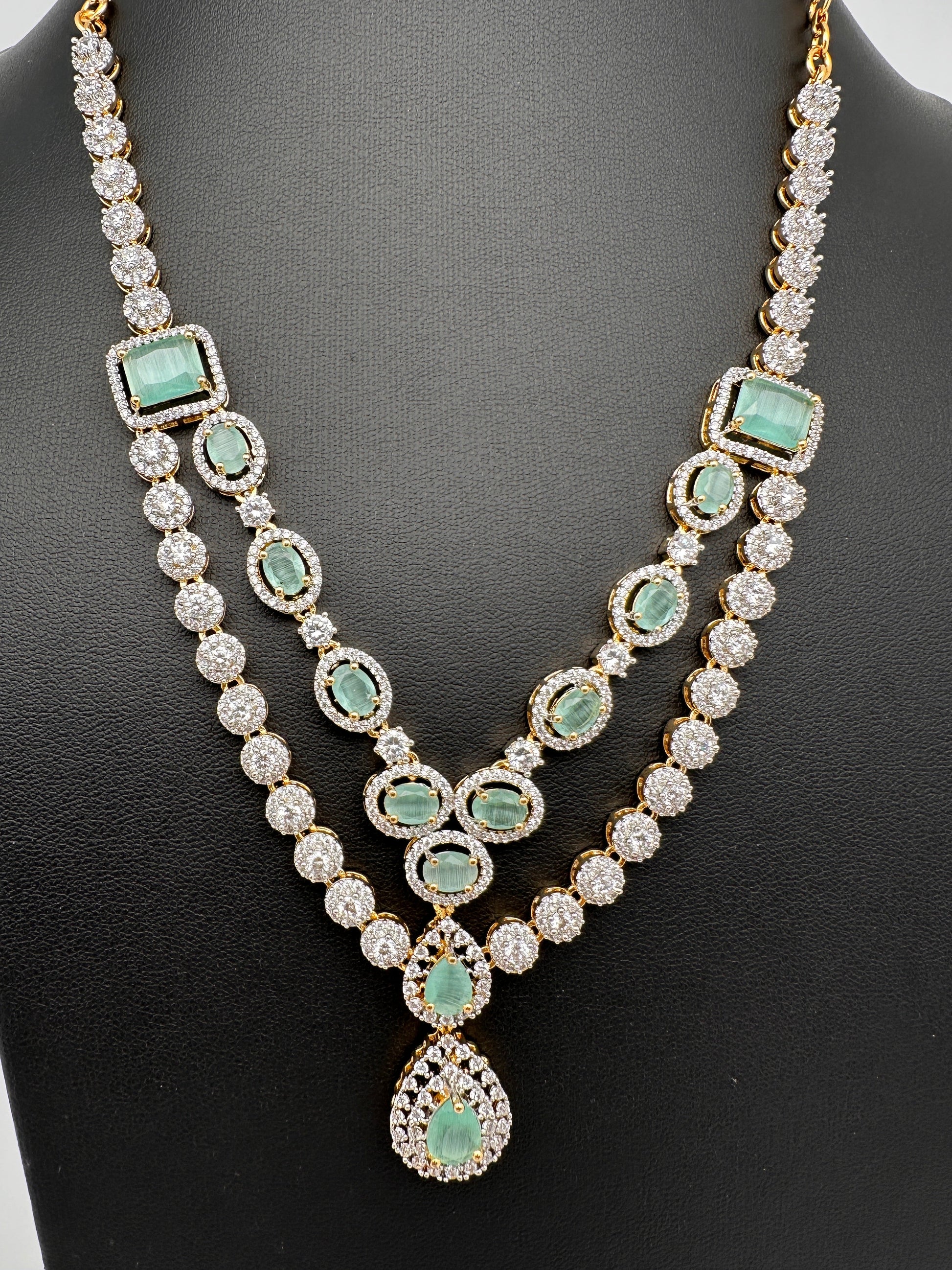 AD Double Layer Color Stone Short Necklace - LightGreen