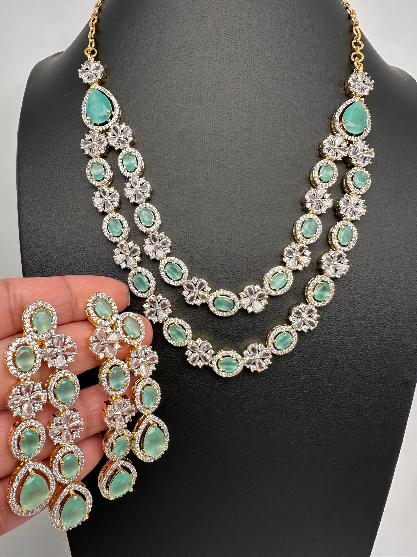 AD Double Layer Color Stone Short Necklace - LightGreen