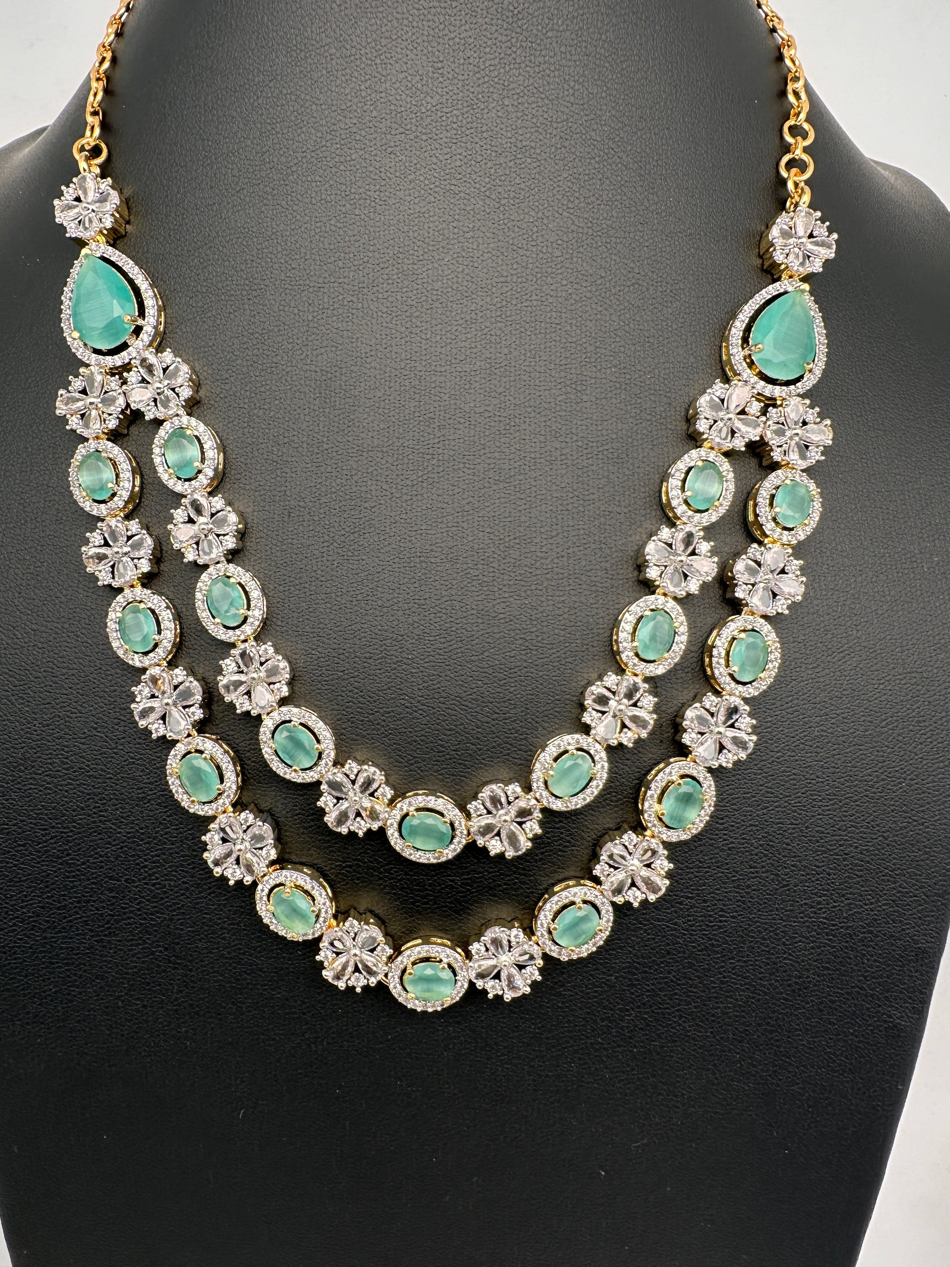 AD Double Layer Color Stone Short Necklace - LightGreen