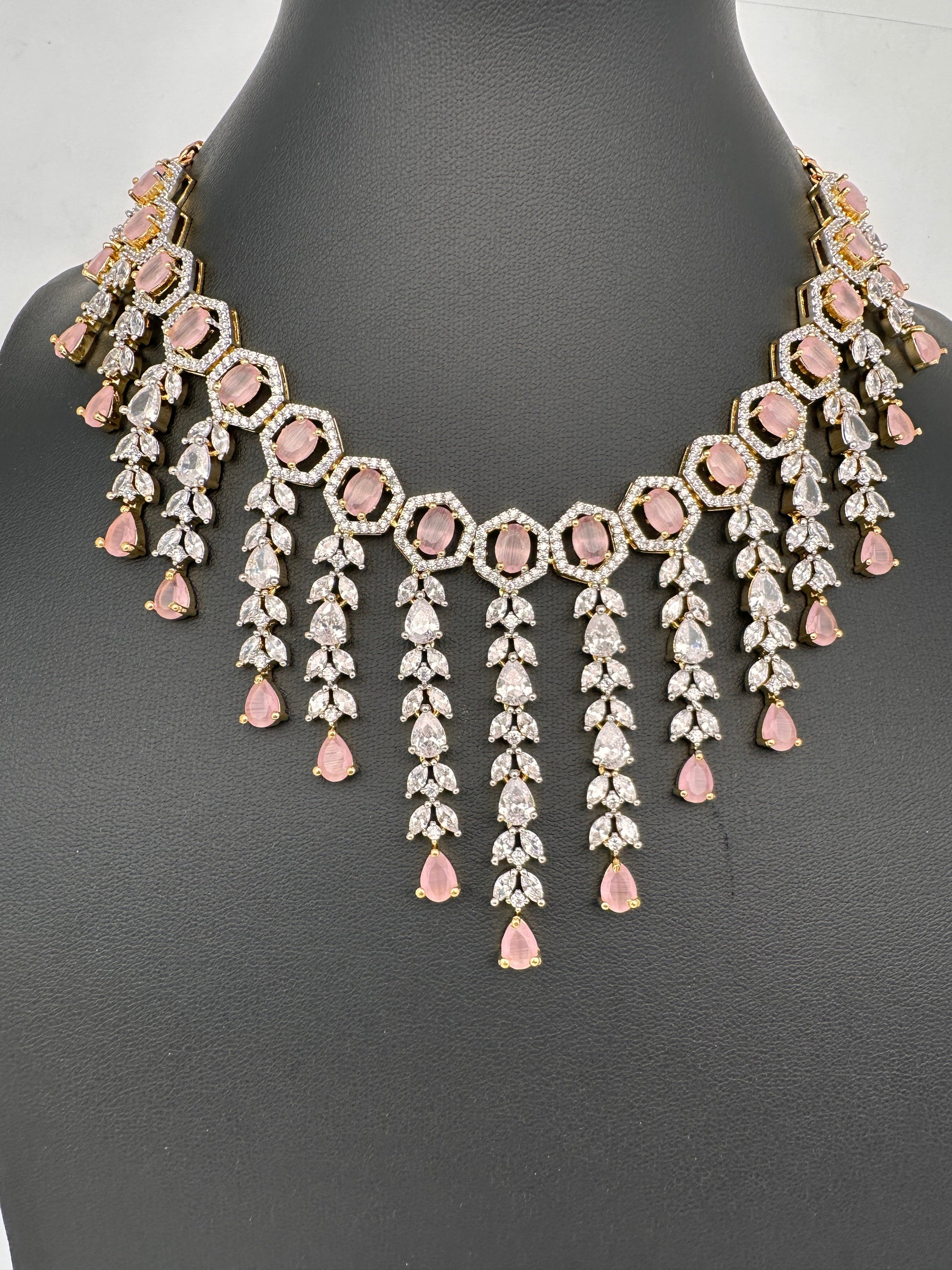 AD Color Stone Neckline Necklace - Pink