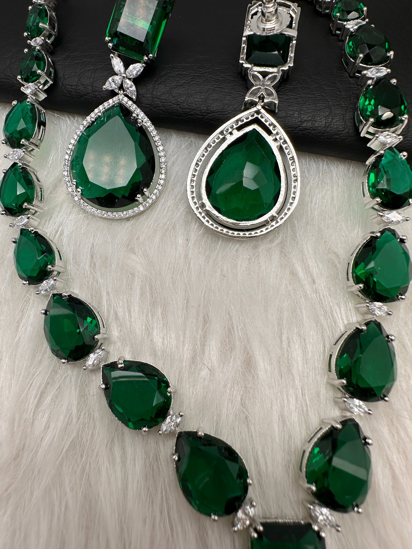 Green Doublet Silver Necklace