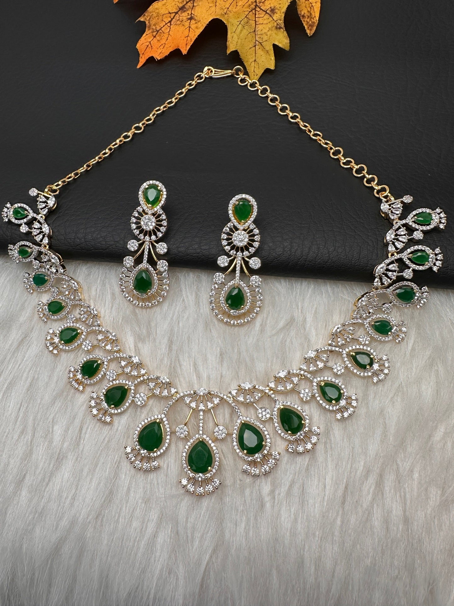 AD Color Stone Neckline Necklace - Green