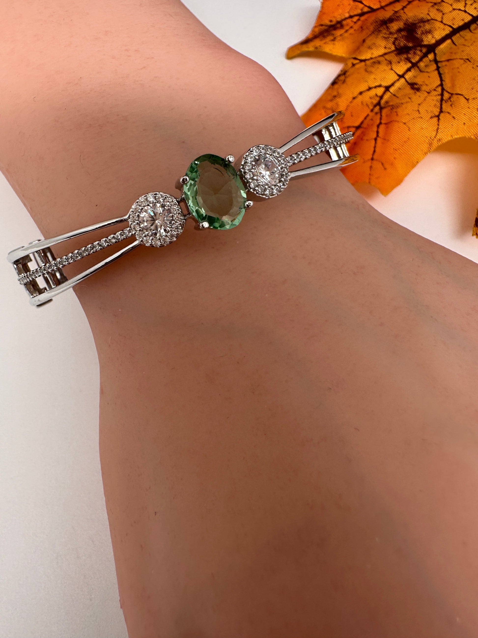 Silver Sleek Color Stone Openable Bracelet - LightGreen