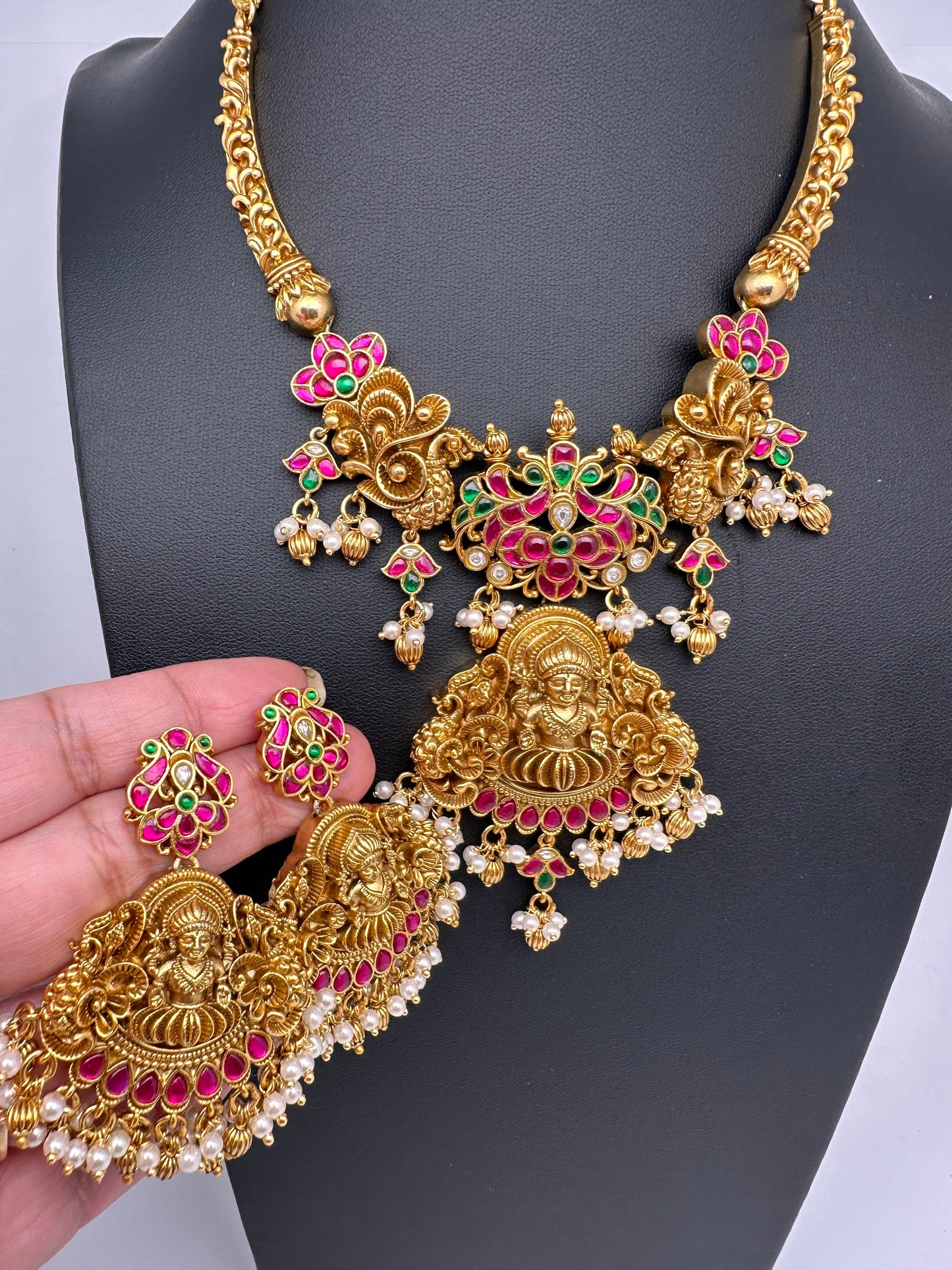 Jadau Kundan Goddess Lakshmi Kanti Necklace