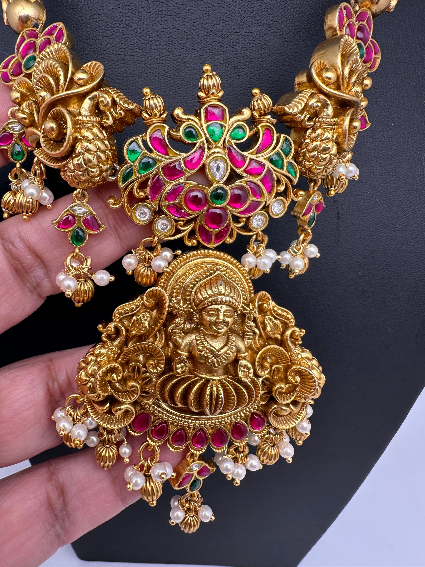 Jadau Kundan Goddess Lakshmi Kanti Necklace