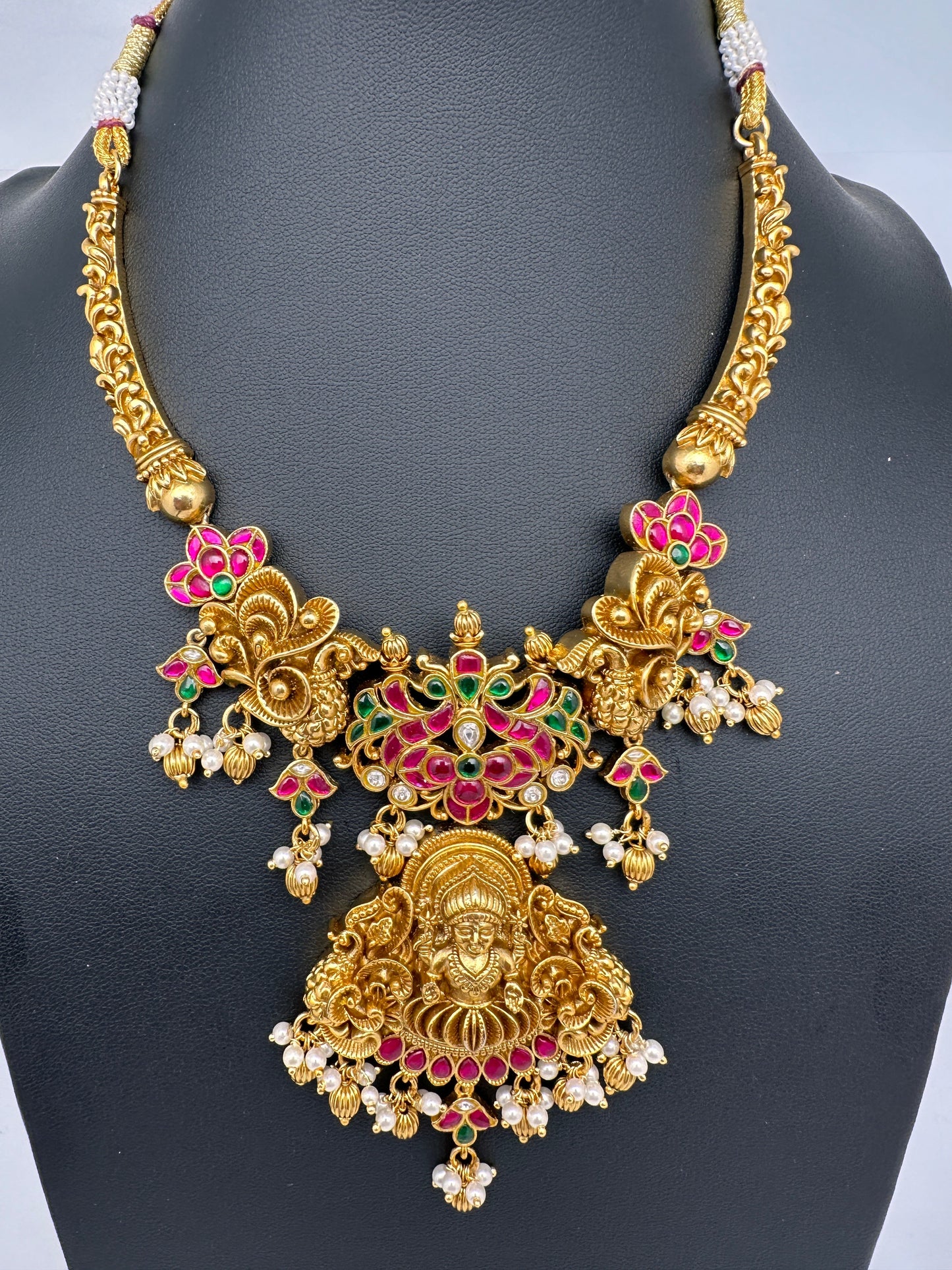 Jadau Kundan Goddess Lakshmi Kanti Necklace