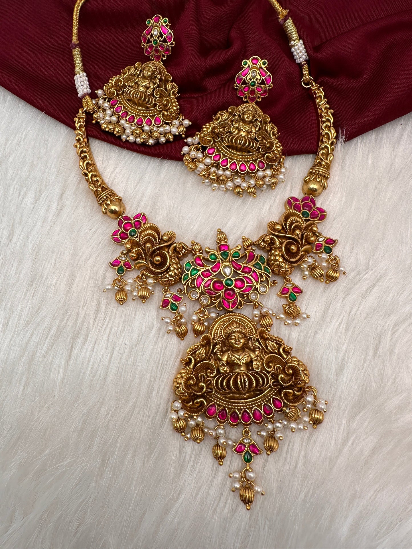 Jadau Kundan Goddess Lakshmi Kanti Necklace