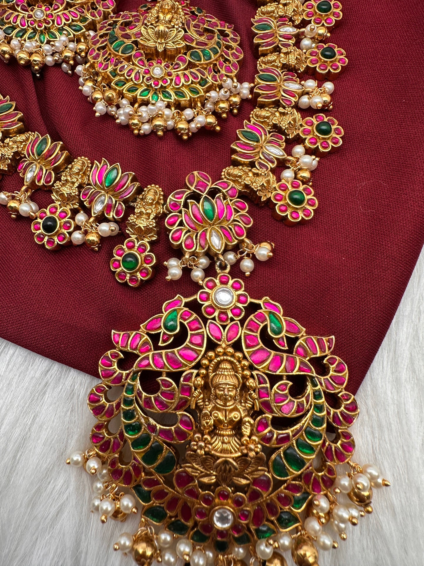 Jadau Kundan Goddess Lakshmi Lotus Short Necklace