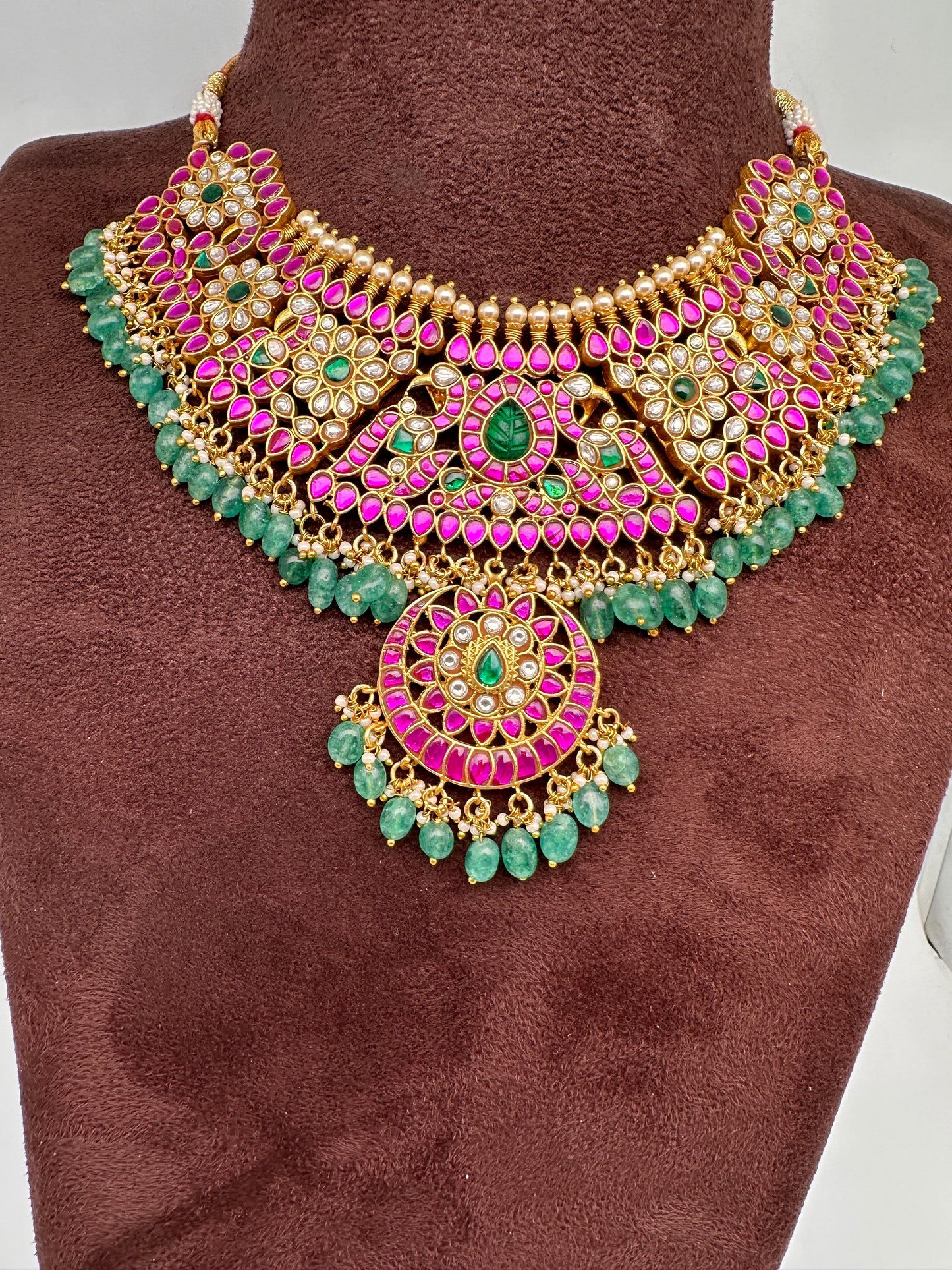 Jadau Kundan Neckline Necklace with Emerald Beads