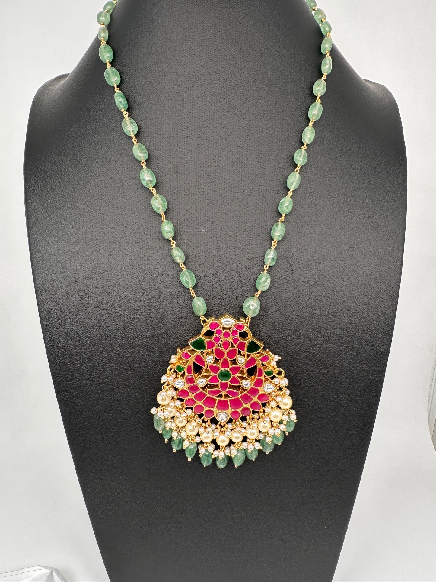 Jadau Kundan Pendent with Emerald Beads Mala Necklace