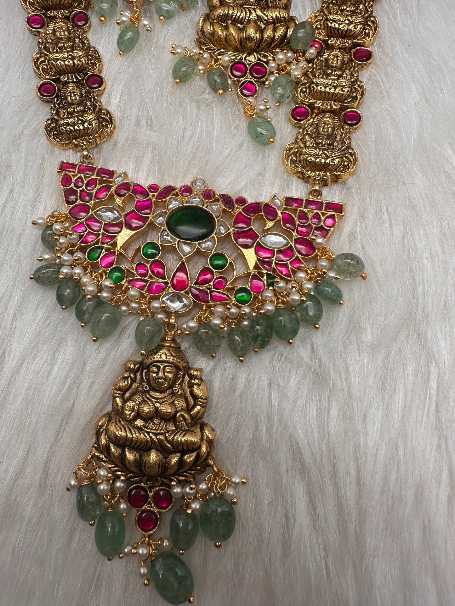 Jadau Kundan Goddess Lakshmi Nakshi Necklace