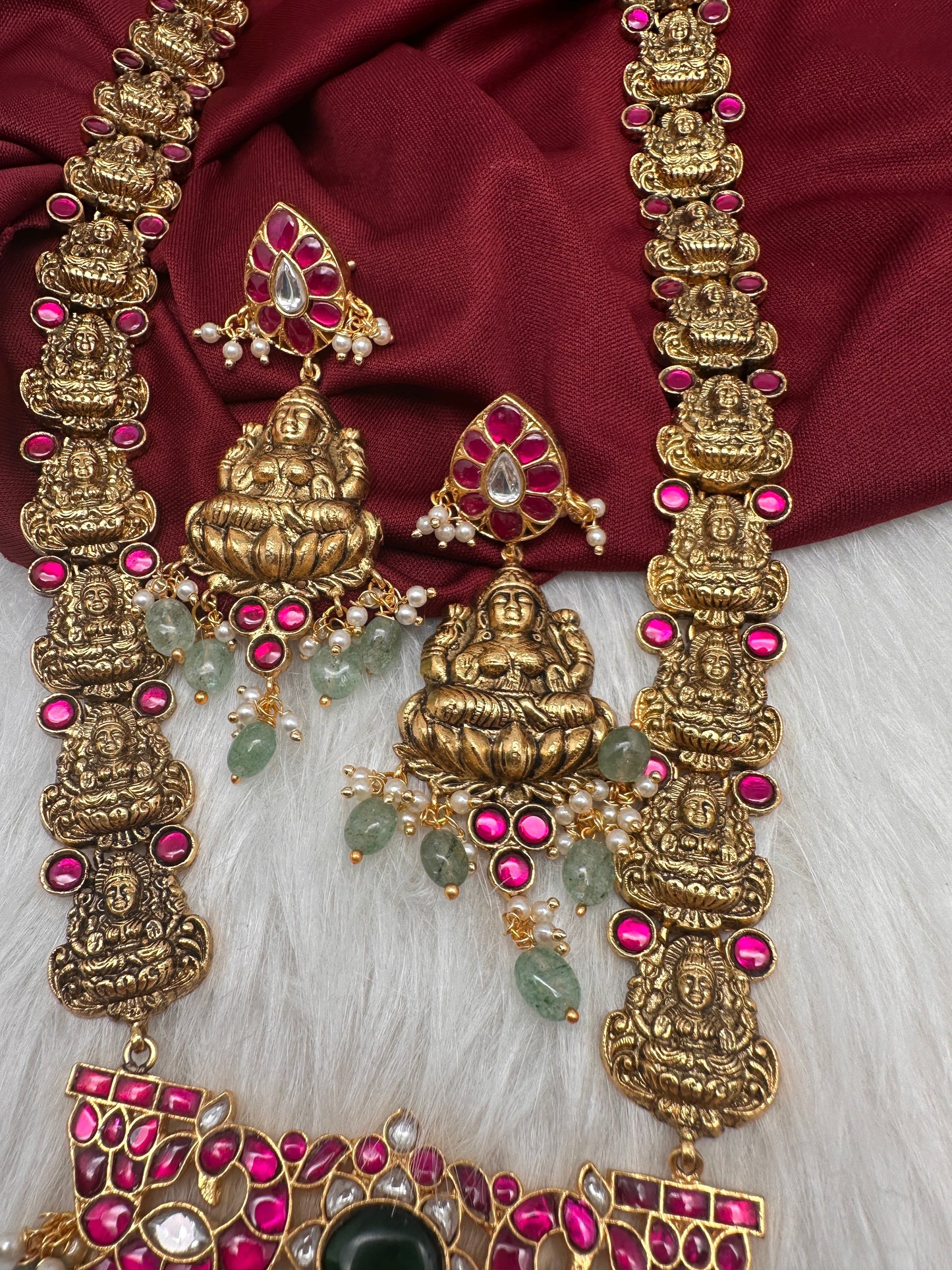 Jadau Kundan Goddess Lakshmi Nakshi Necklace