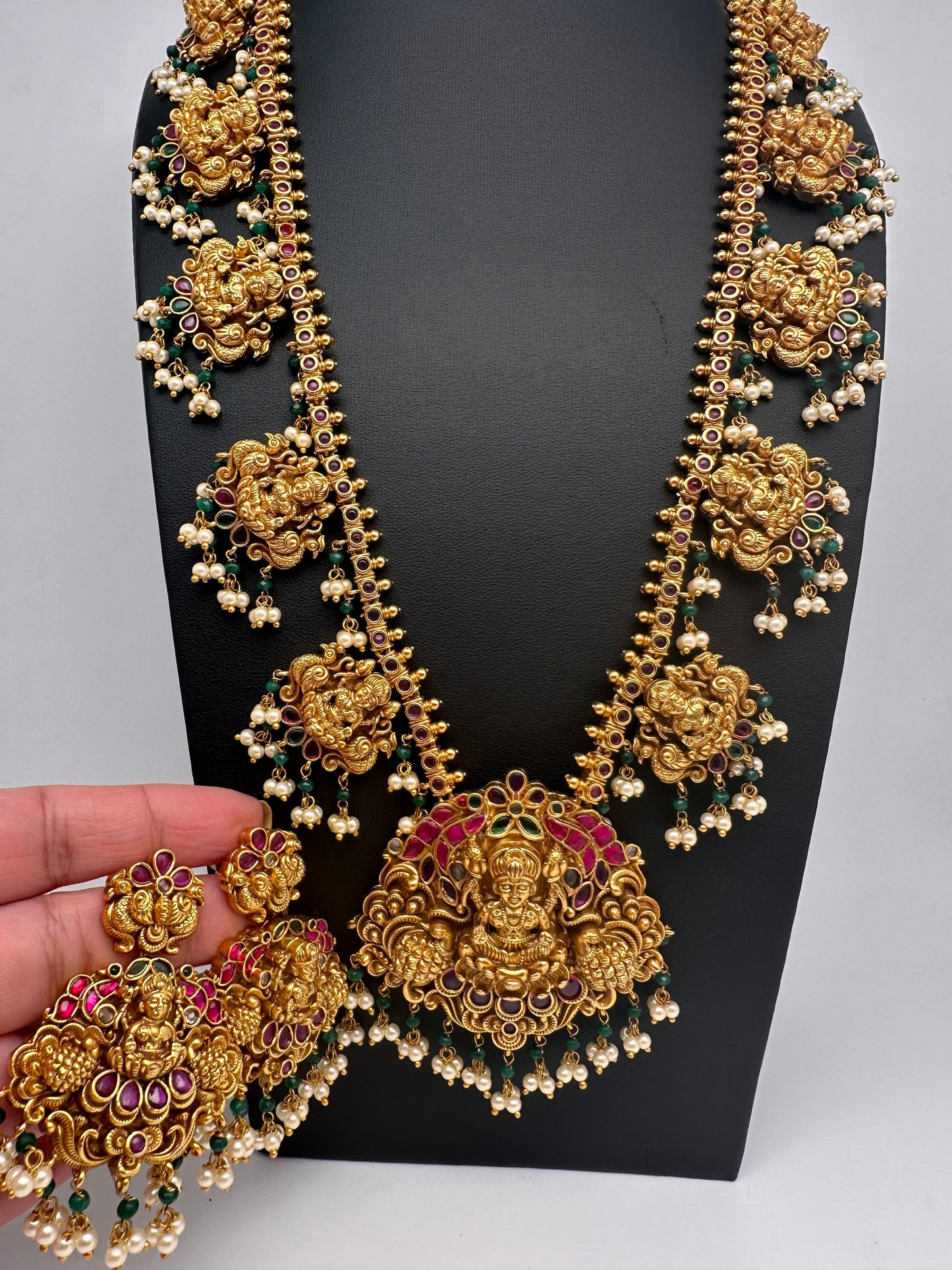 Goddess Lakshmi Jadau Potta Stones Nakshi Matte Haar with Pearls and Green Beads