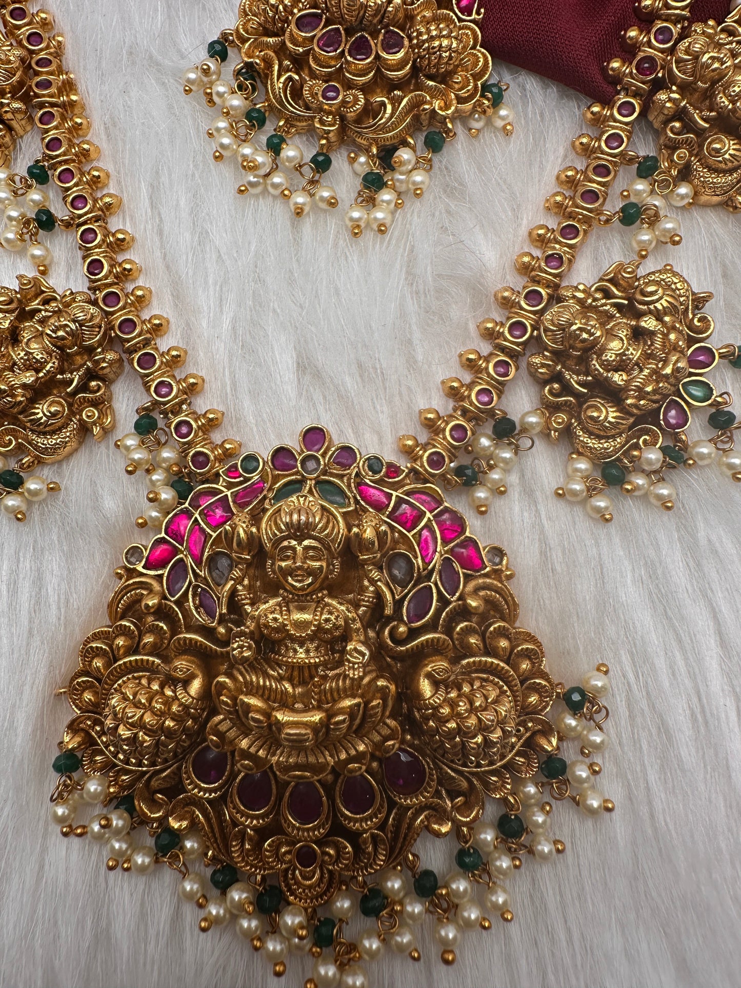 Goddess Lakshmi Jadau Potta Stones Nakshi Matte Haar with Pearls and Green Beads