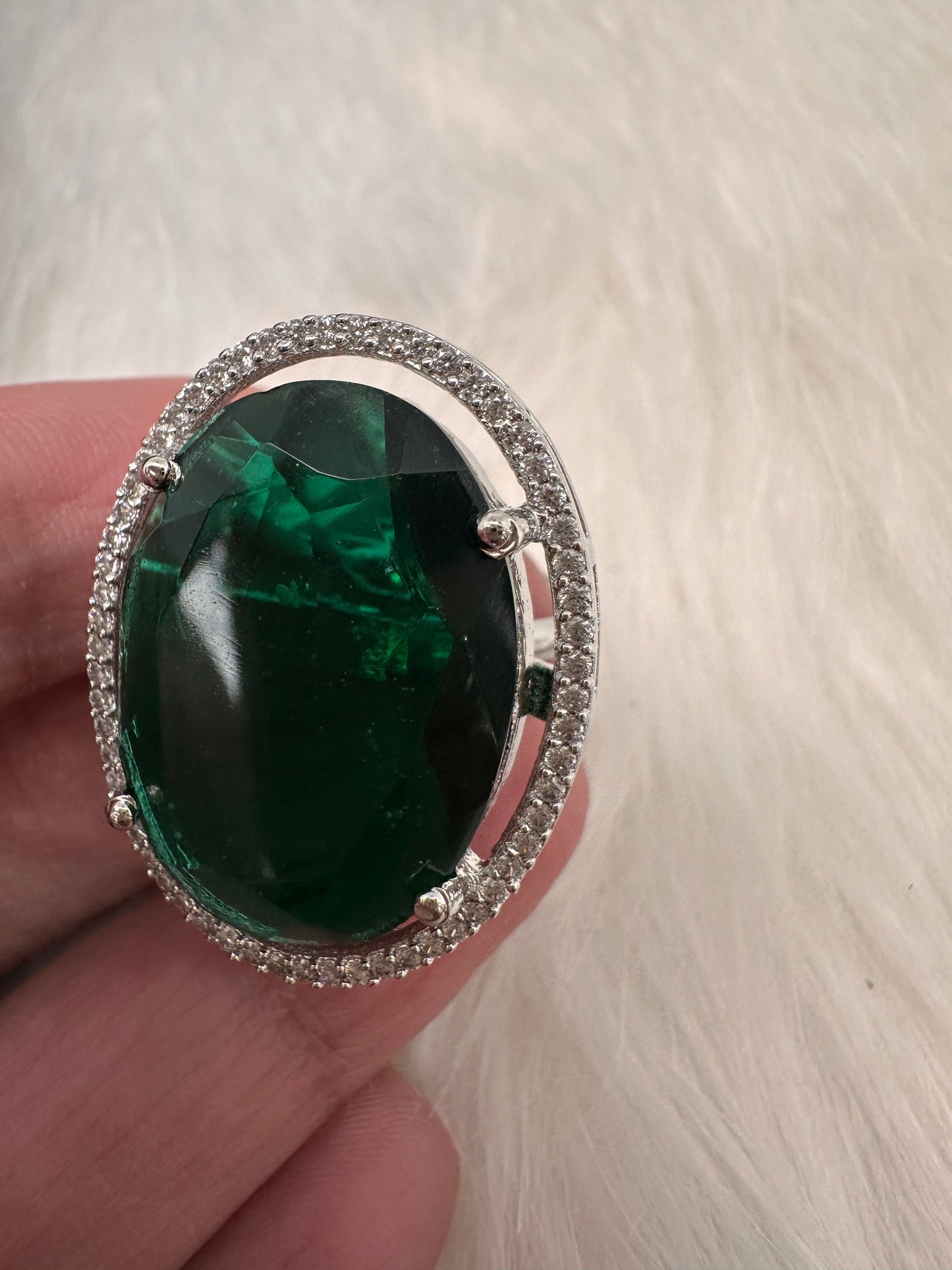 Monalisa Stone Ring - Green