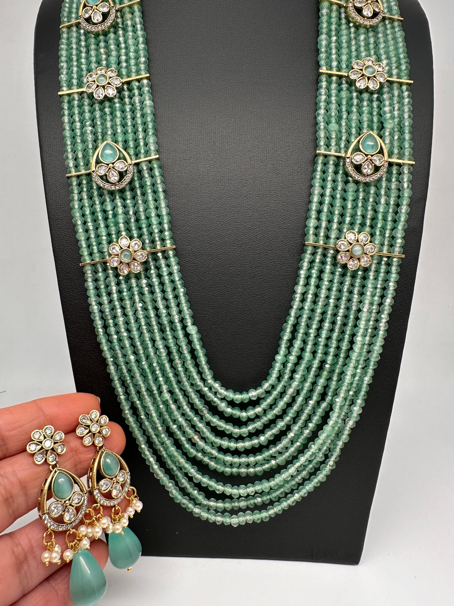 Multi Layer Onyx Beads Color Stone Necklace - LightGreen