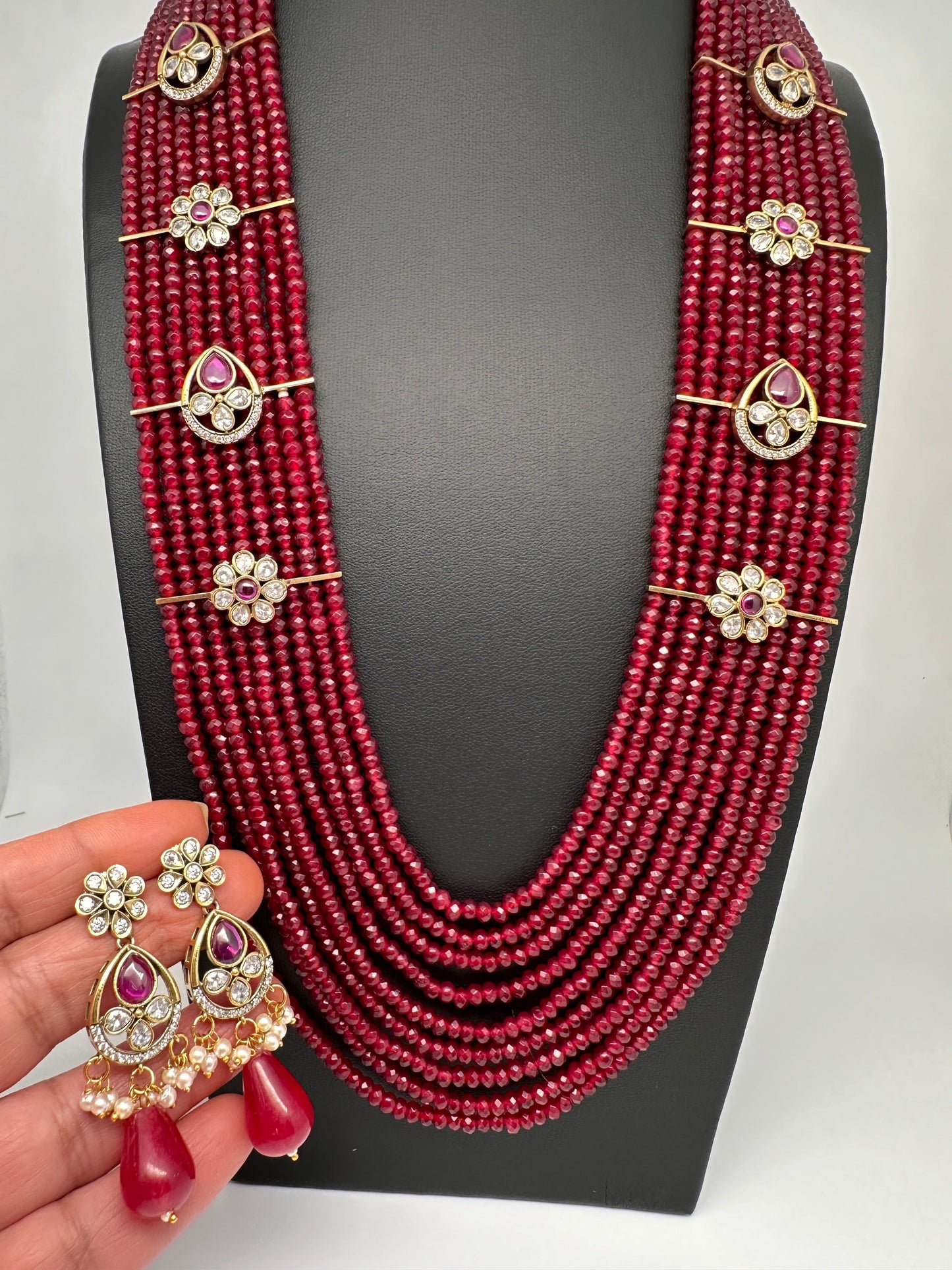 Multi Layer Onyx Beads Color Stone Necklace - Red