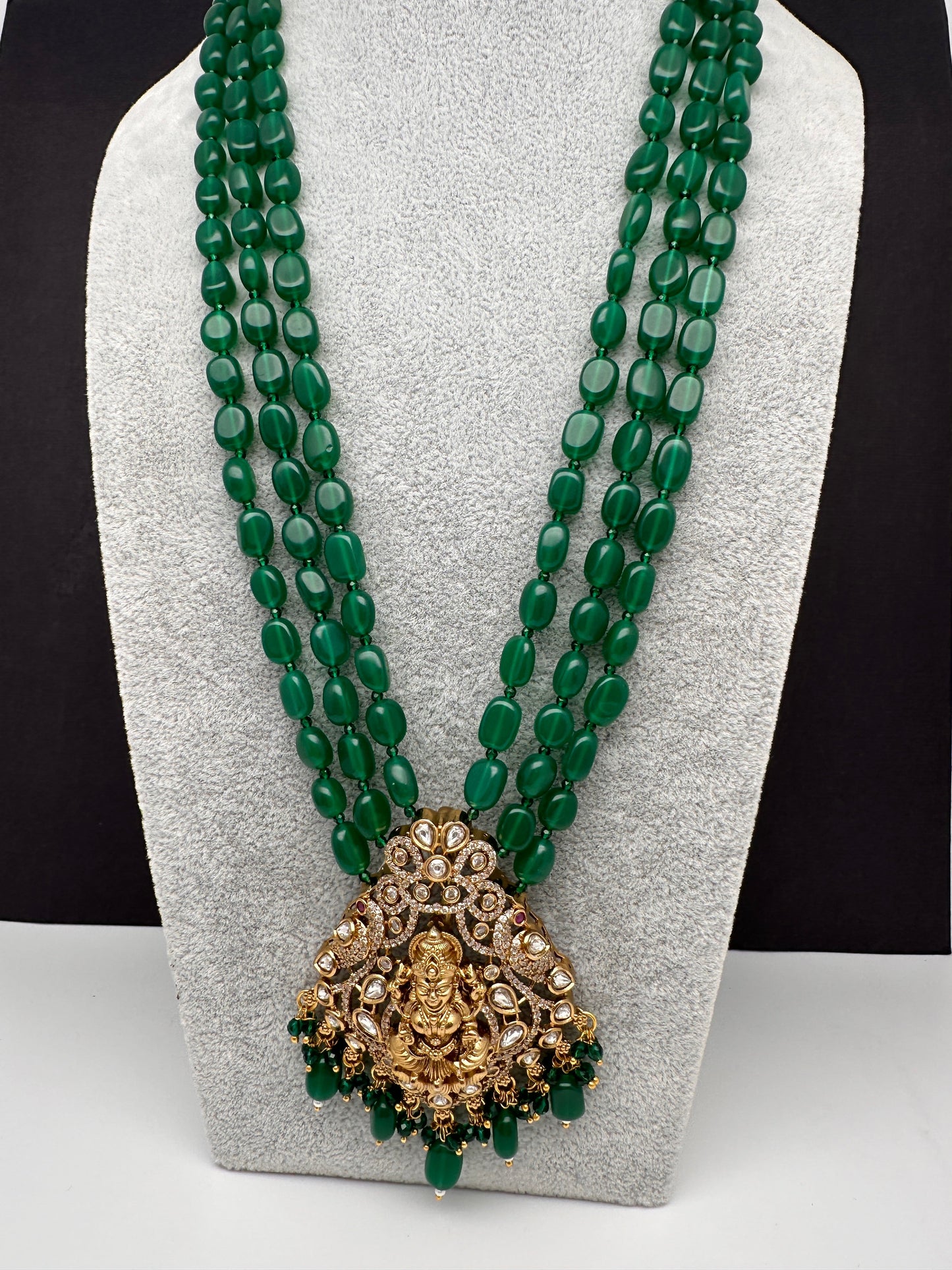 AD Kundan Goddess Lakshmi Color Monalisa Beads Necklace - Green