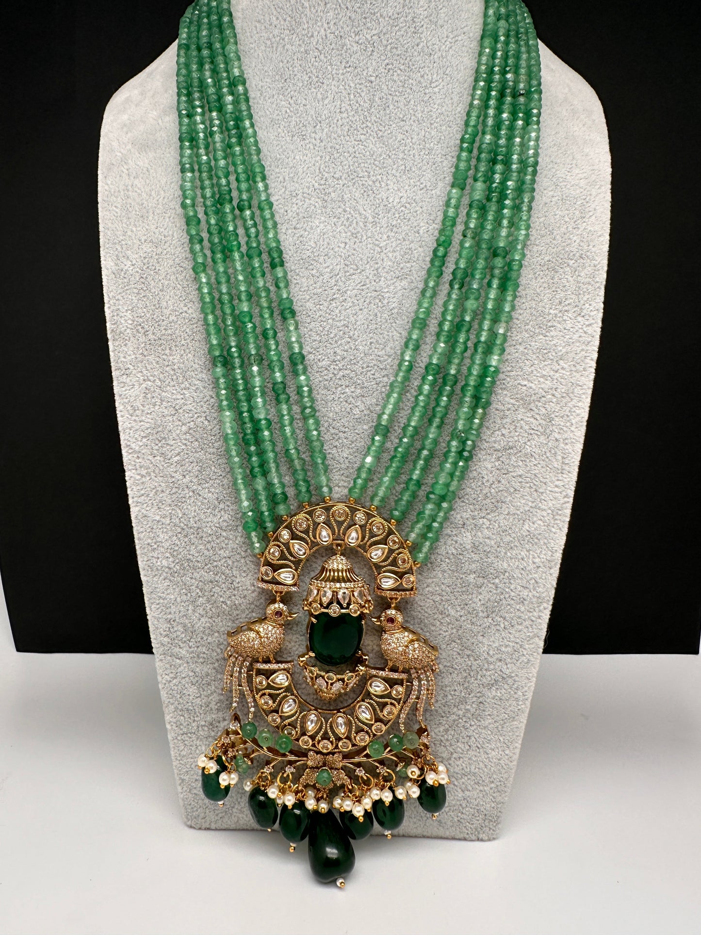 Victorian Peacock Color Multi Layer Beads Necklace - LightGreen