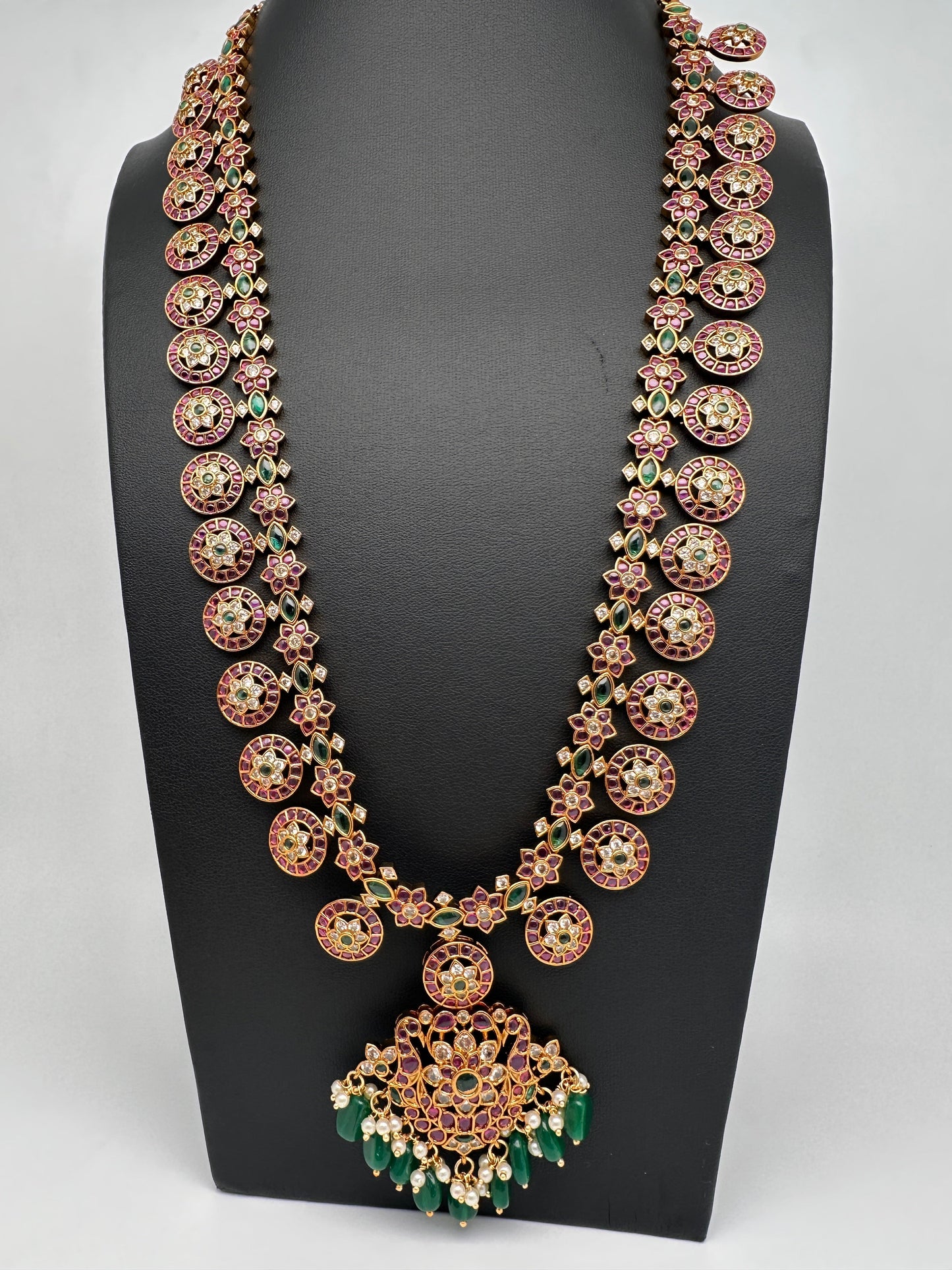 Kempu Bottu Mala with detachable Pendent  Green Beads Pearls Ethnic Long Necklace