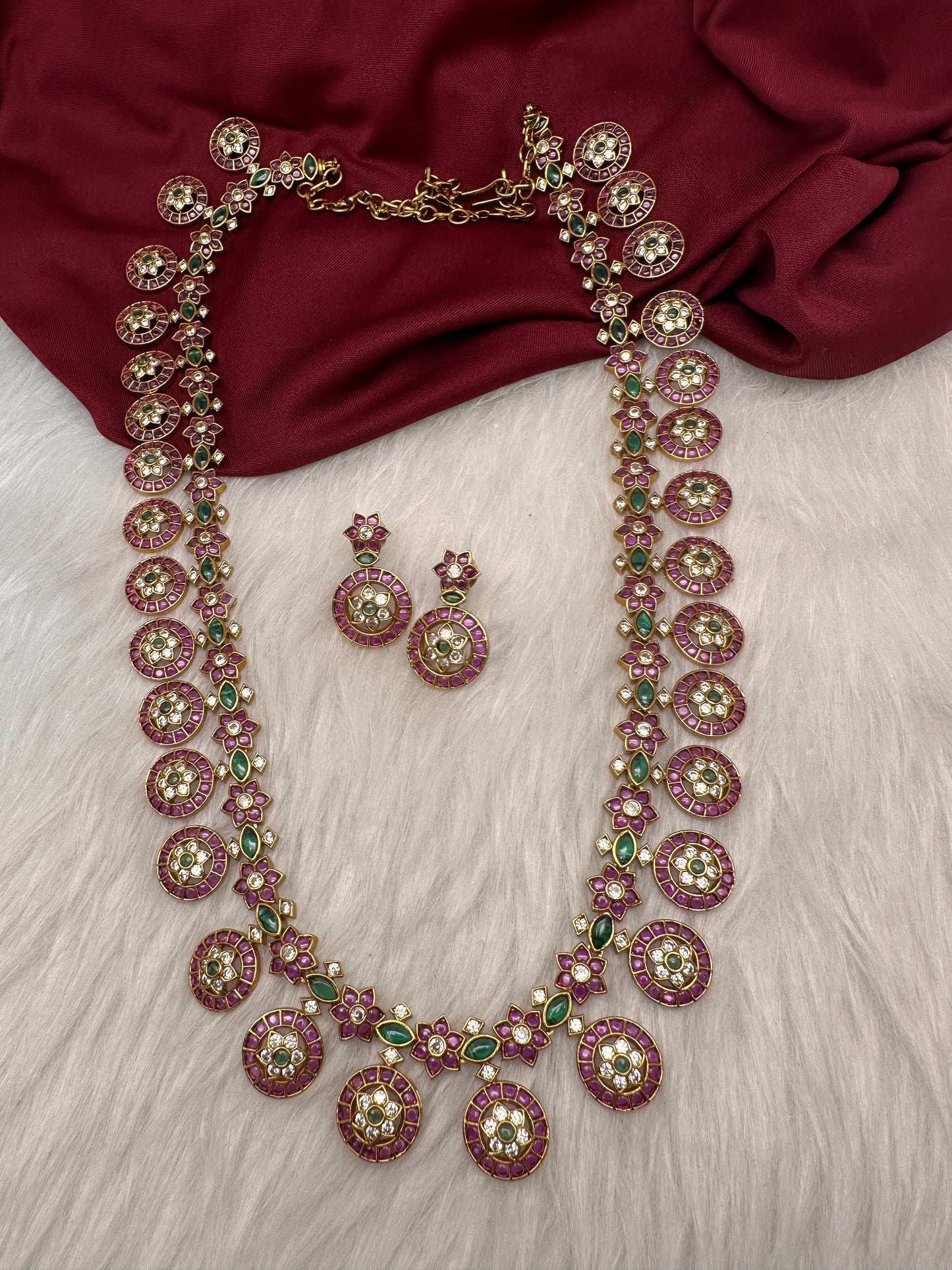 Kempu Bottu Mala with detachable Pendent  Green Beads Pearls Ethnic Long Necklace