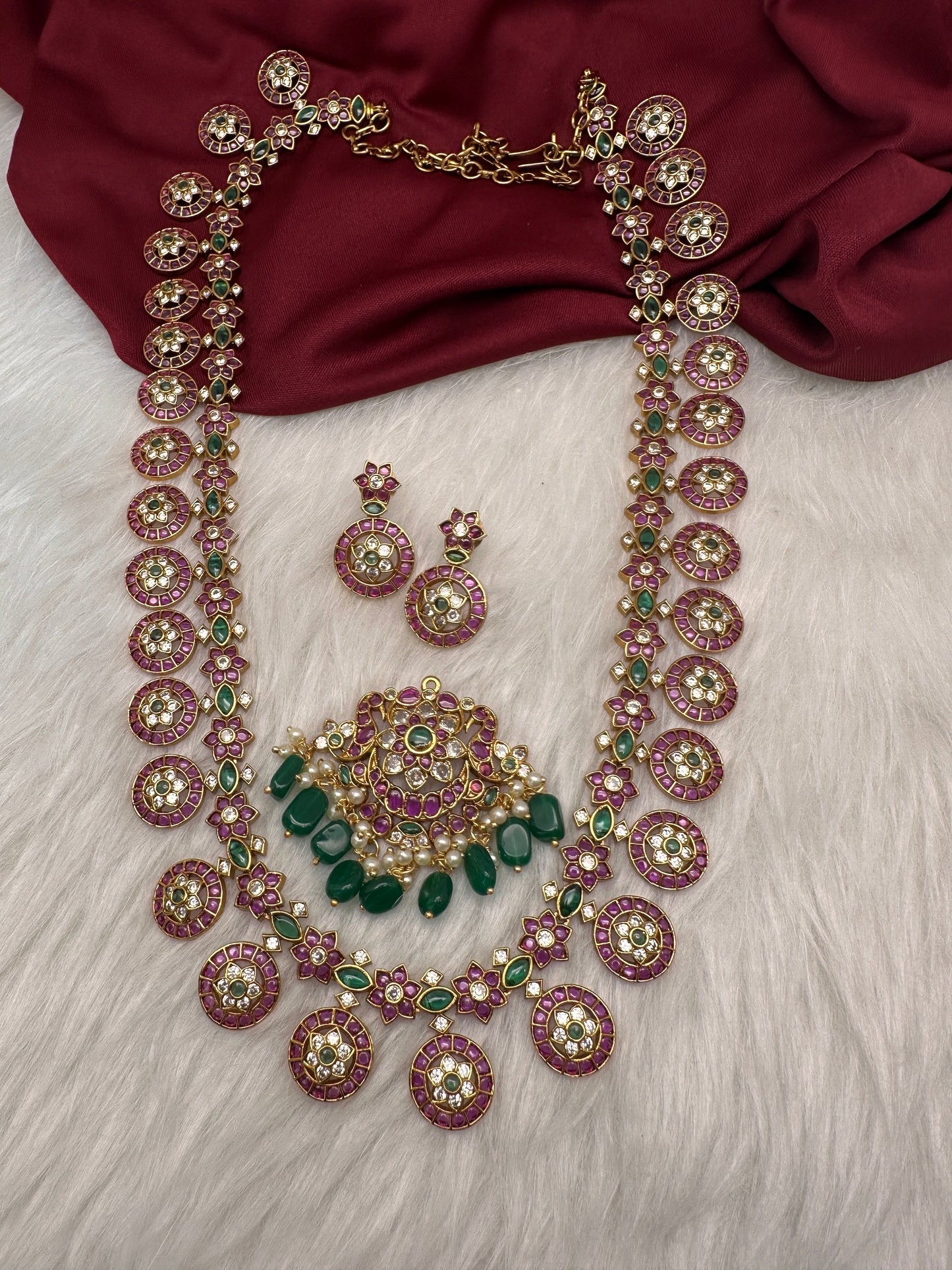 Kempu Bottu Mala with detachable Pendent  Green Beads Pearls Ethnic Long Necklace