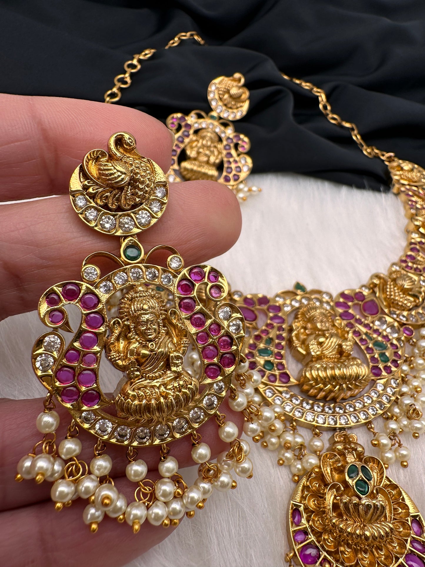 Goddess Lakshmi Kempu Pearls Short Guttapusalu Necklace