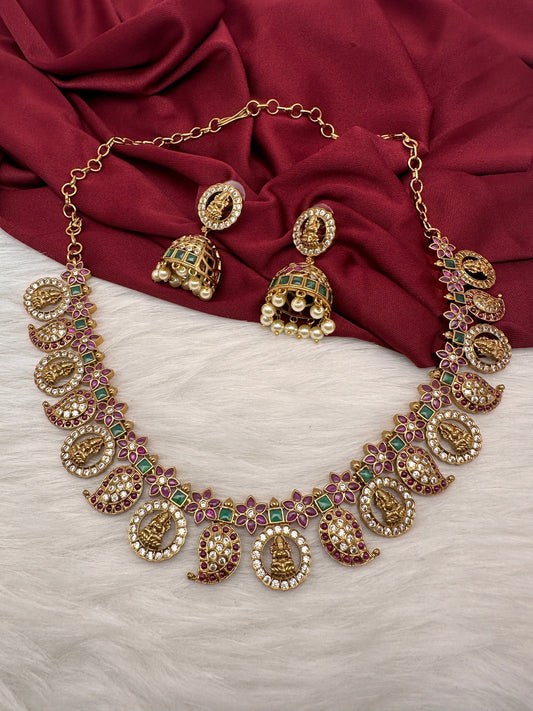 Kempu Mango Pattern Goddess Lakshmi Neckline Necklace with Jhumkis