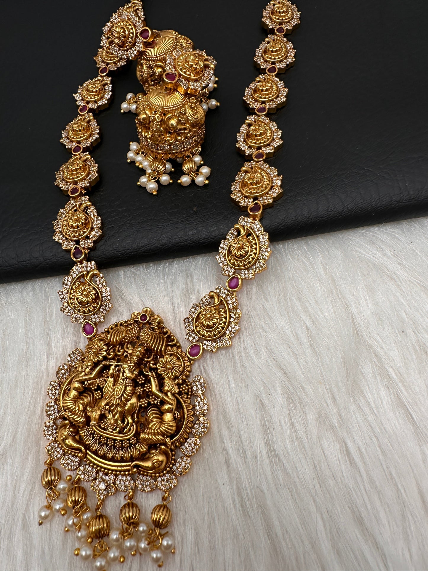 Nakshi Matte Krishna Necklace with Jhumkas