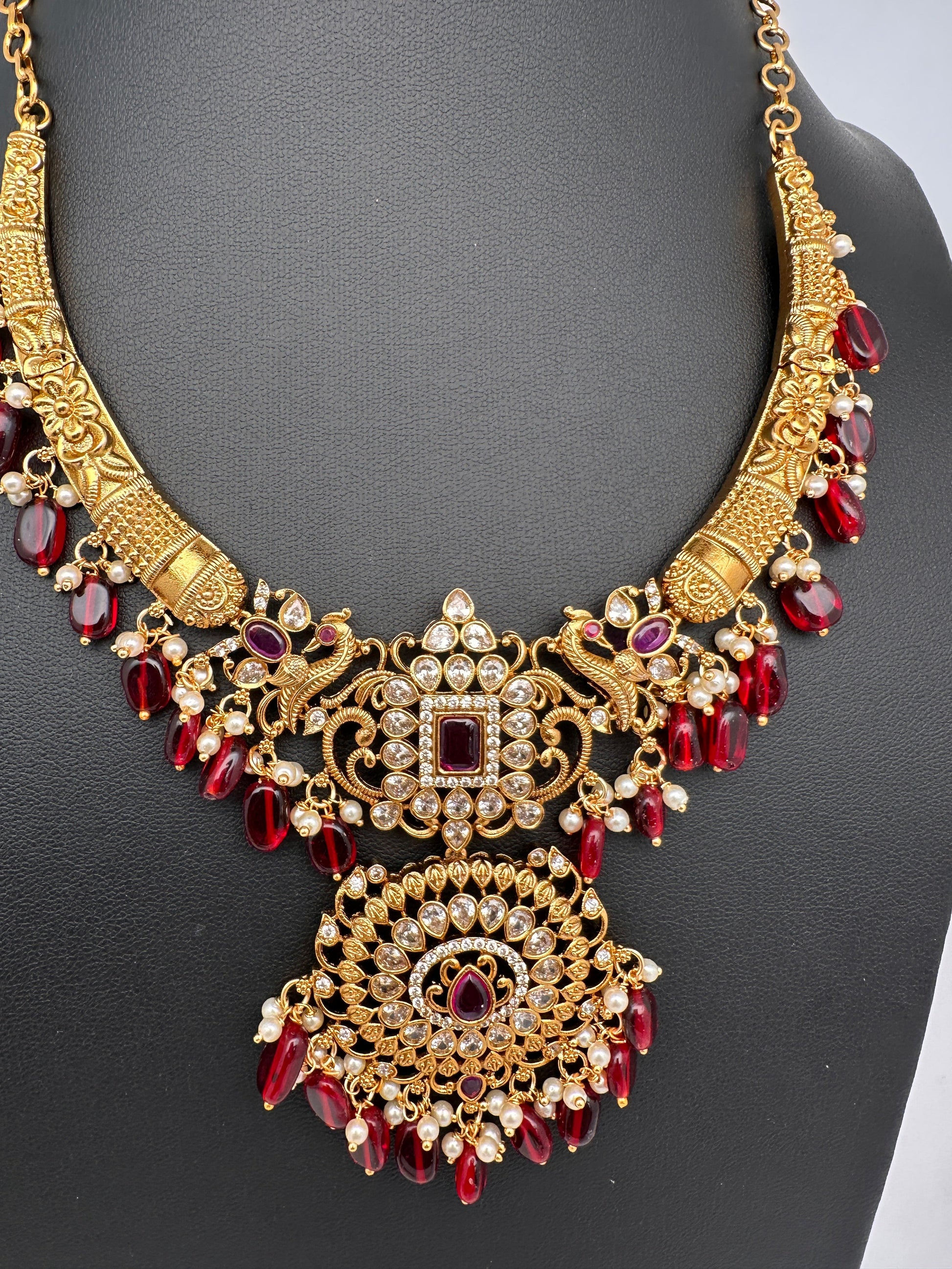 Matte Nakshi Kanthi Color Stone Necklace - Red