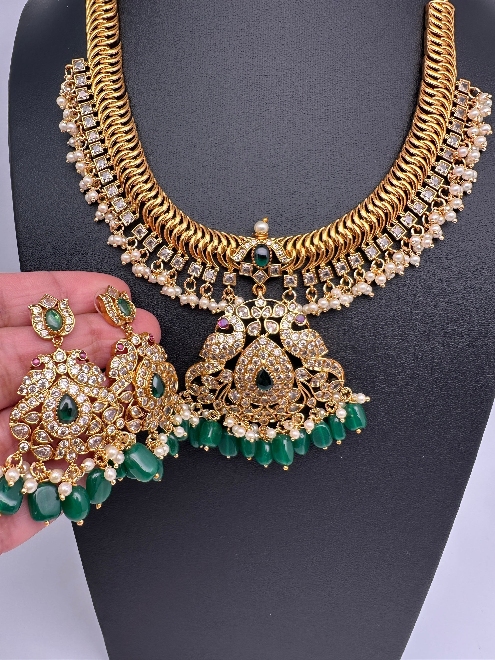 CZ Peacock Pattern Jalebi Color Stone Short Necklace - Green