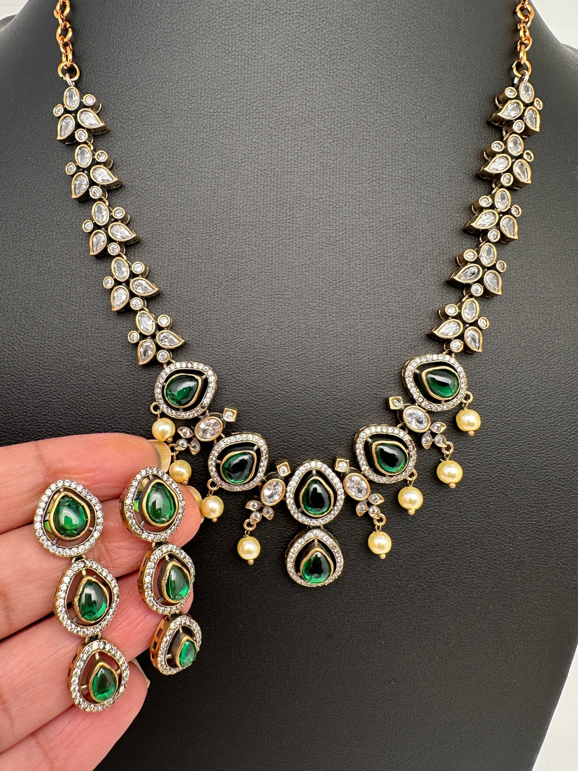 Victorian CZ Dainty Color Stone Necklace - Green