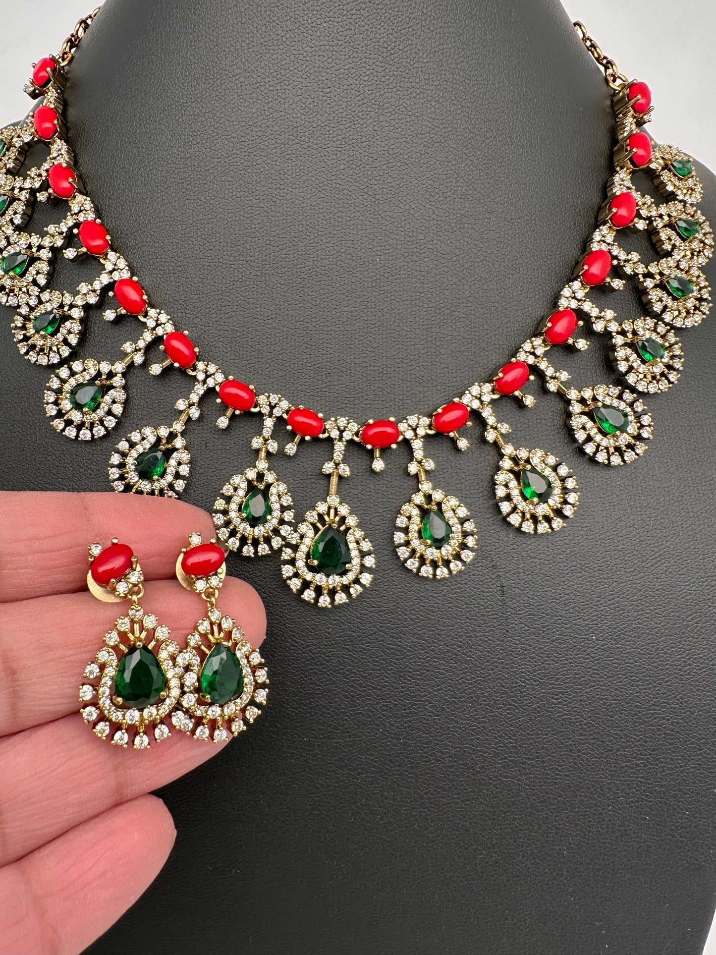 Victorian Coral Emerald Dainty Necklace