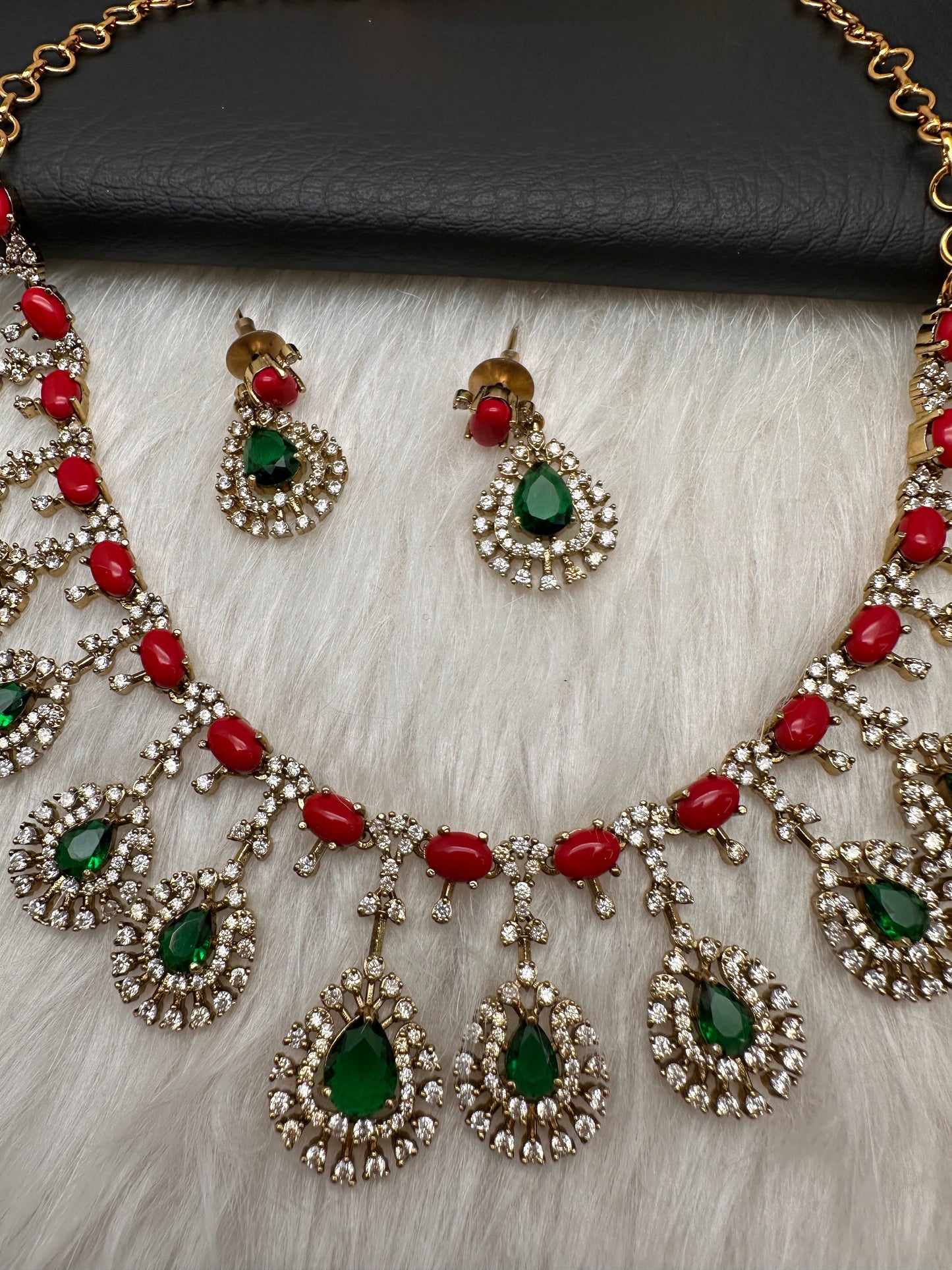 Victorian Coral Emerald Dainty Necklace