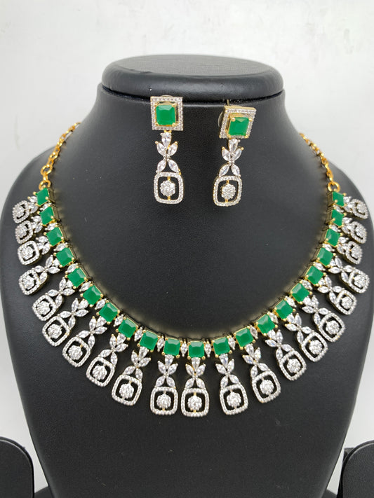 AD Emerald Green Stone Neckline Short Necklace