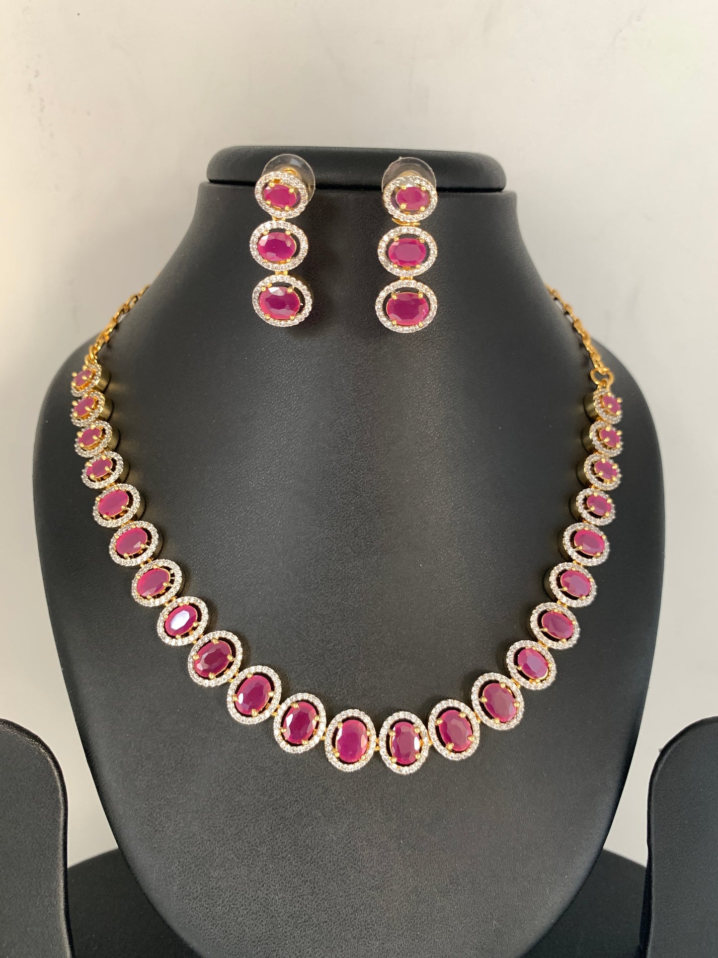 AD Ruby Red Stone Short Necklace