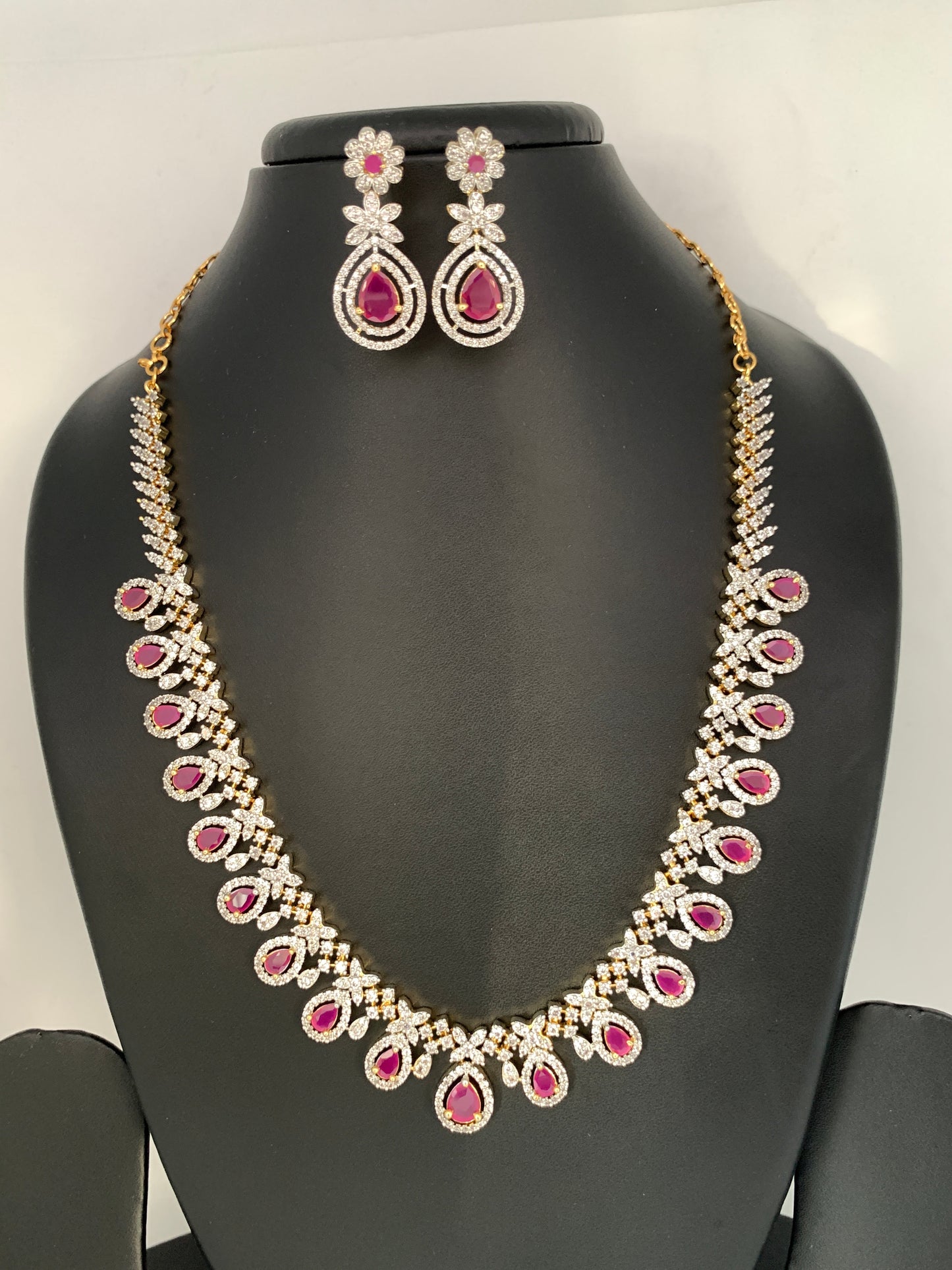 AD Ruby Red Stone Short Necklace