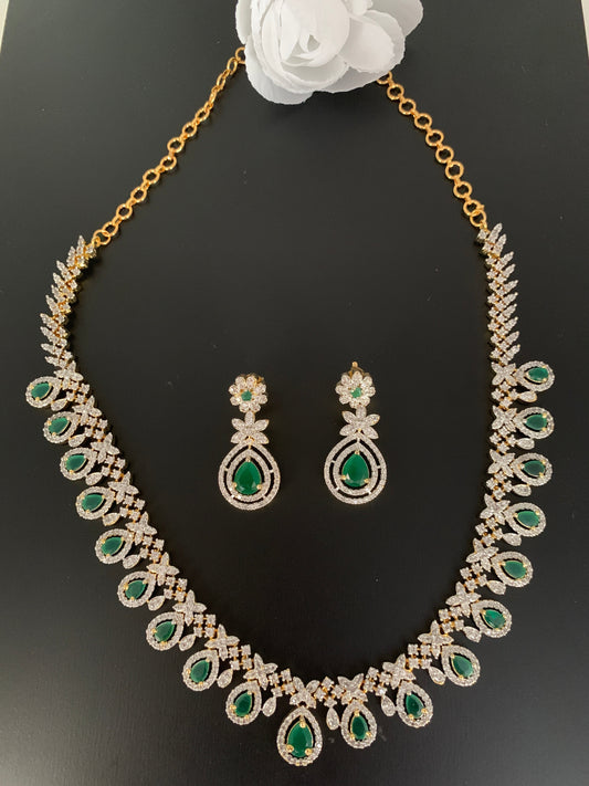 AD Emerald Green Stone Short Necklace