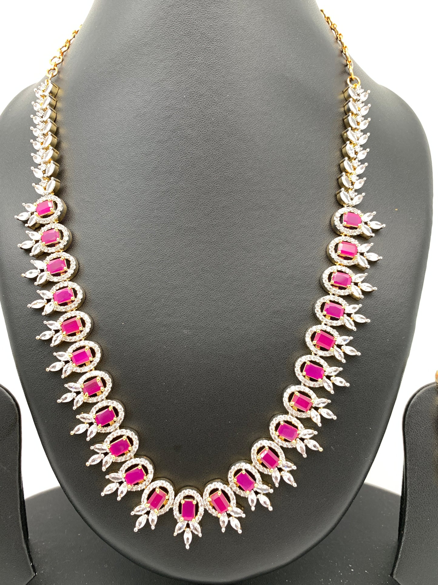 AD Ruby Red Stone Short Necklace