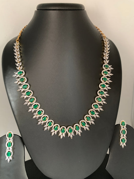 AD Emerald Green Stone Short Necklace