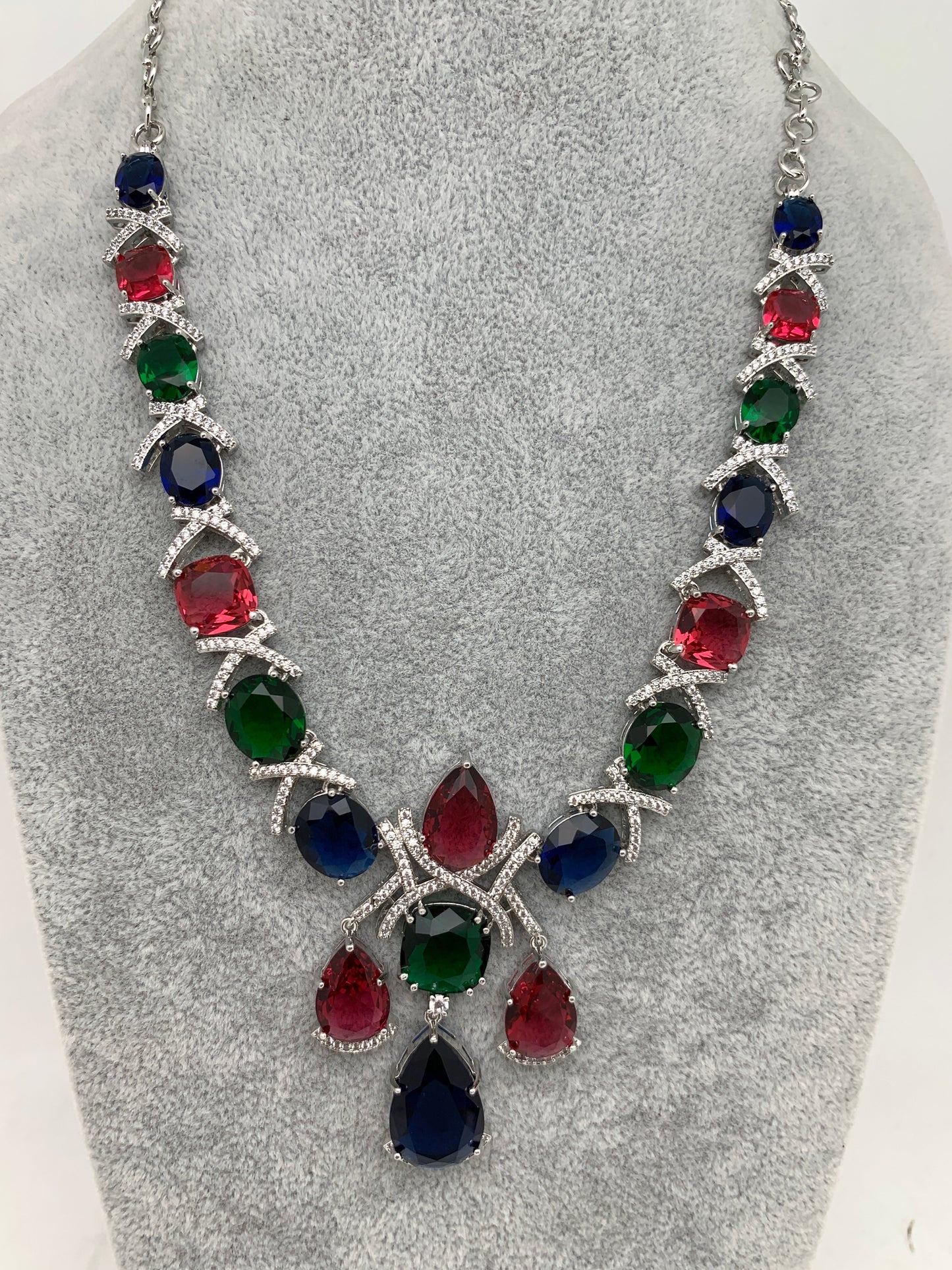 Doublet Multi Color Stone Short Necklace