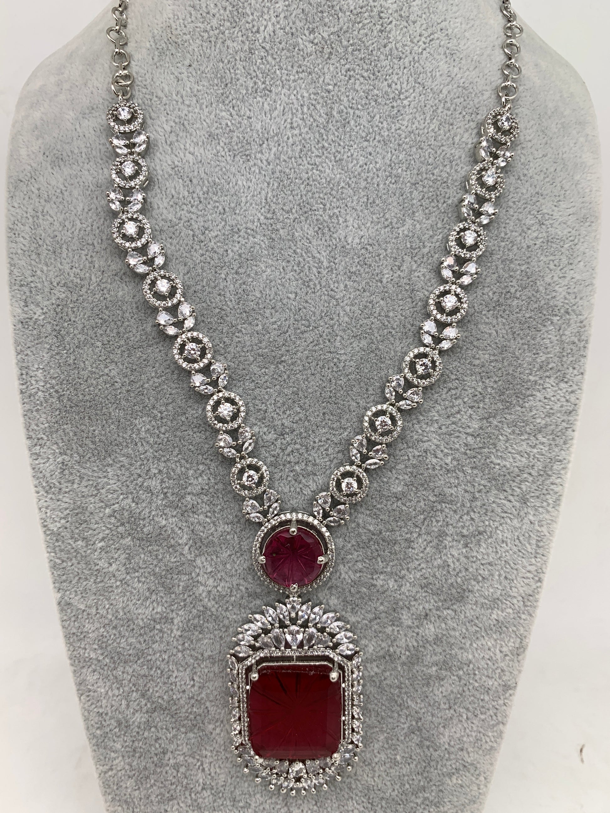 Doublet Stone Short Necklace - Red