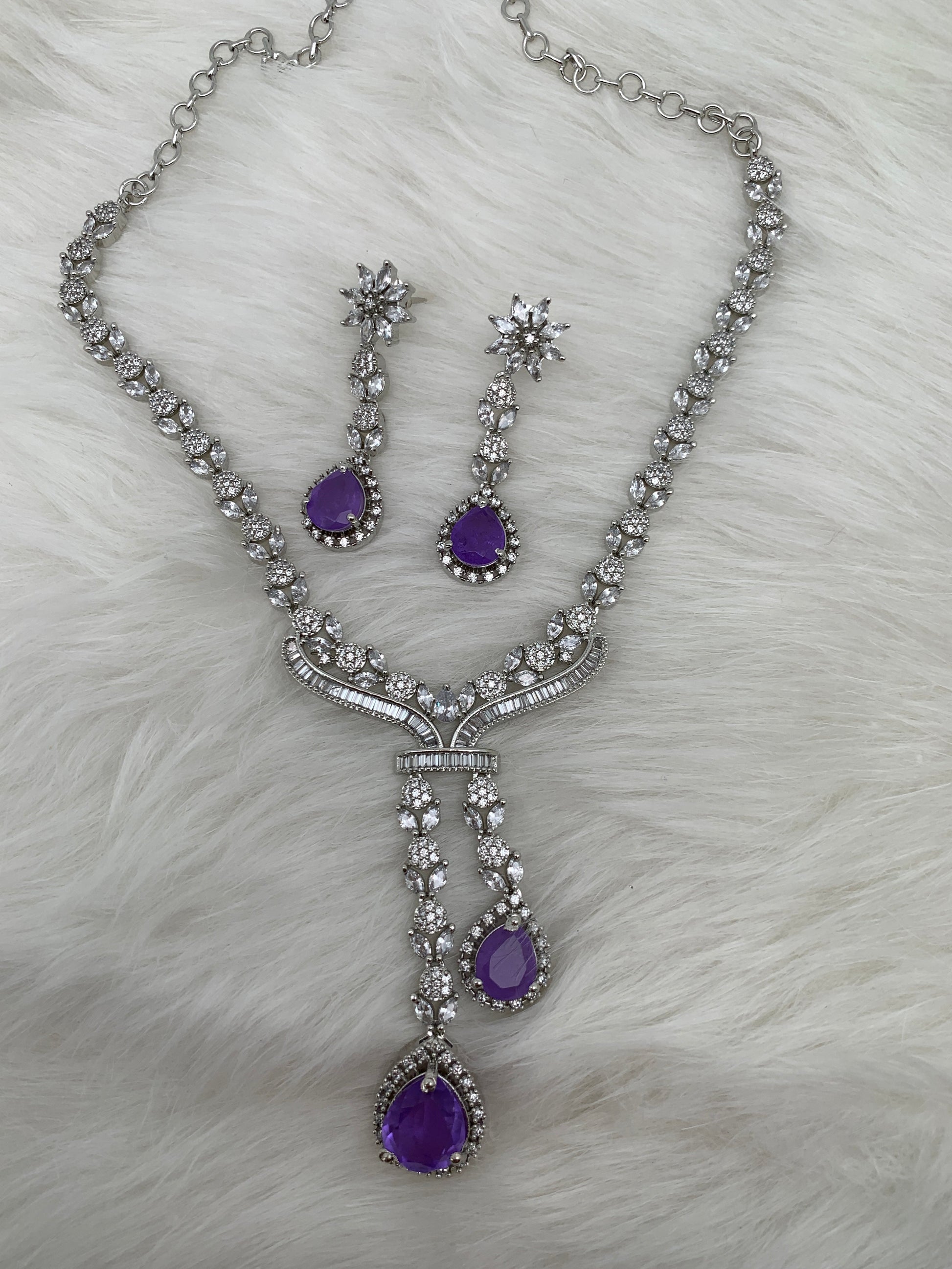 Doublet Stone Short Necklace - Purple