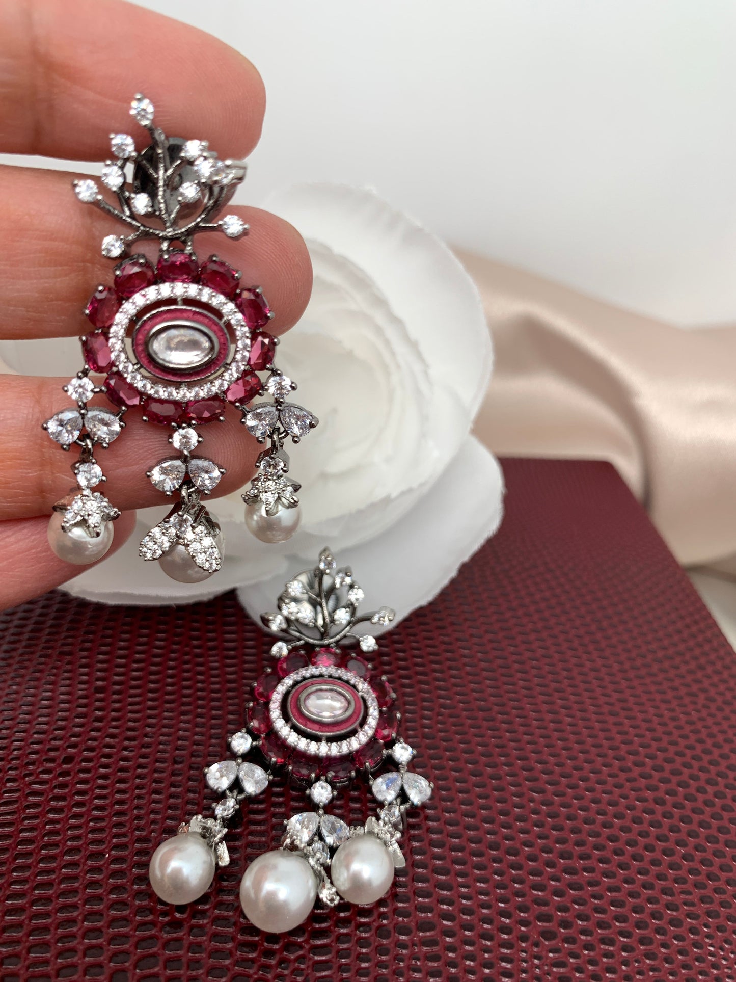 AD Red Stone victorian polish Earrings