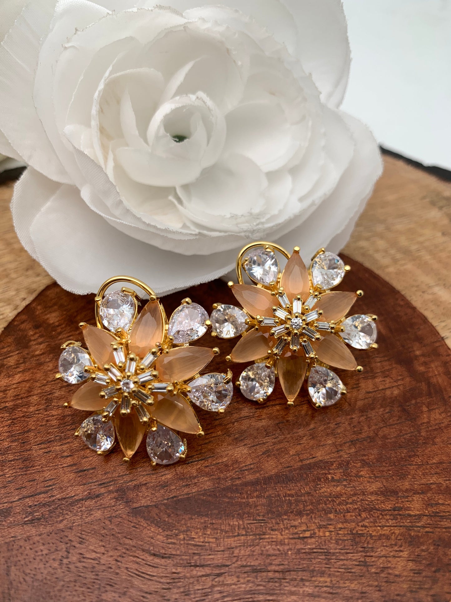 AD Peach Stone Floral Pattern Ear Studs