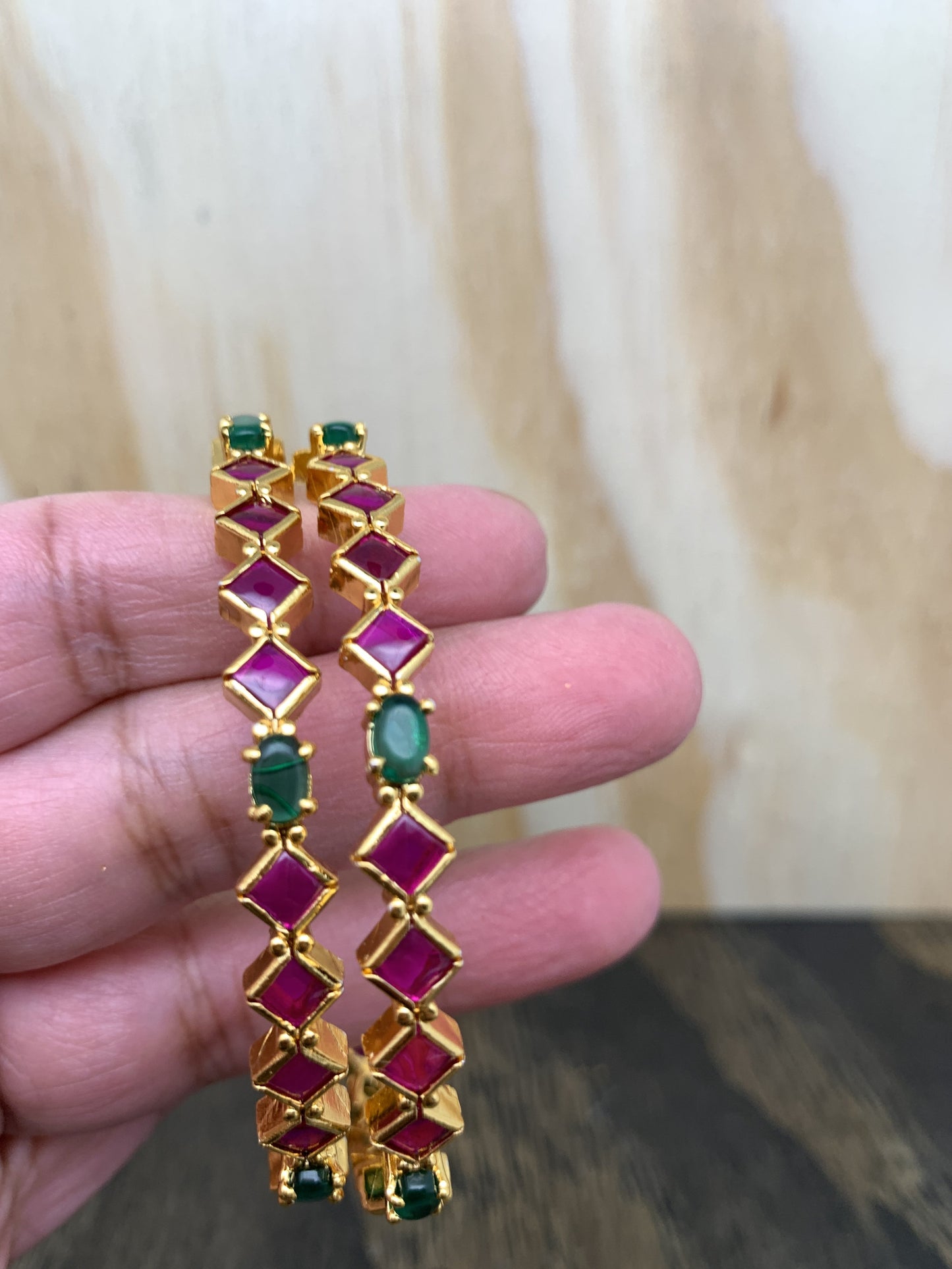 Red Green Kemp Diamond Pattern Bangle