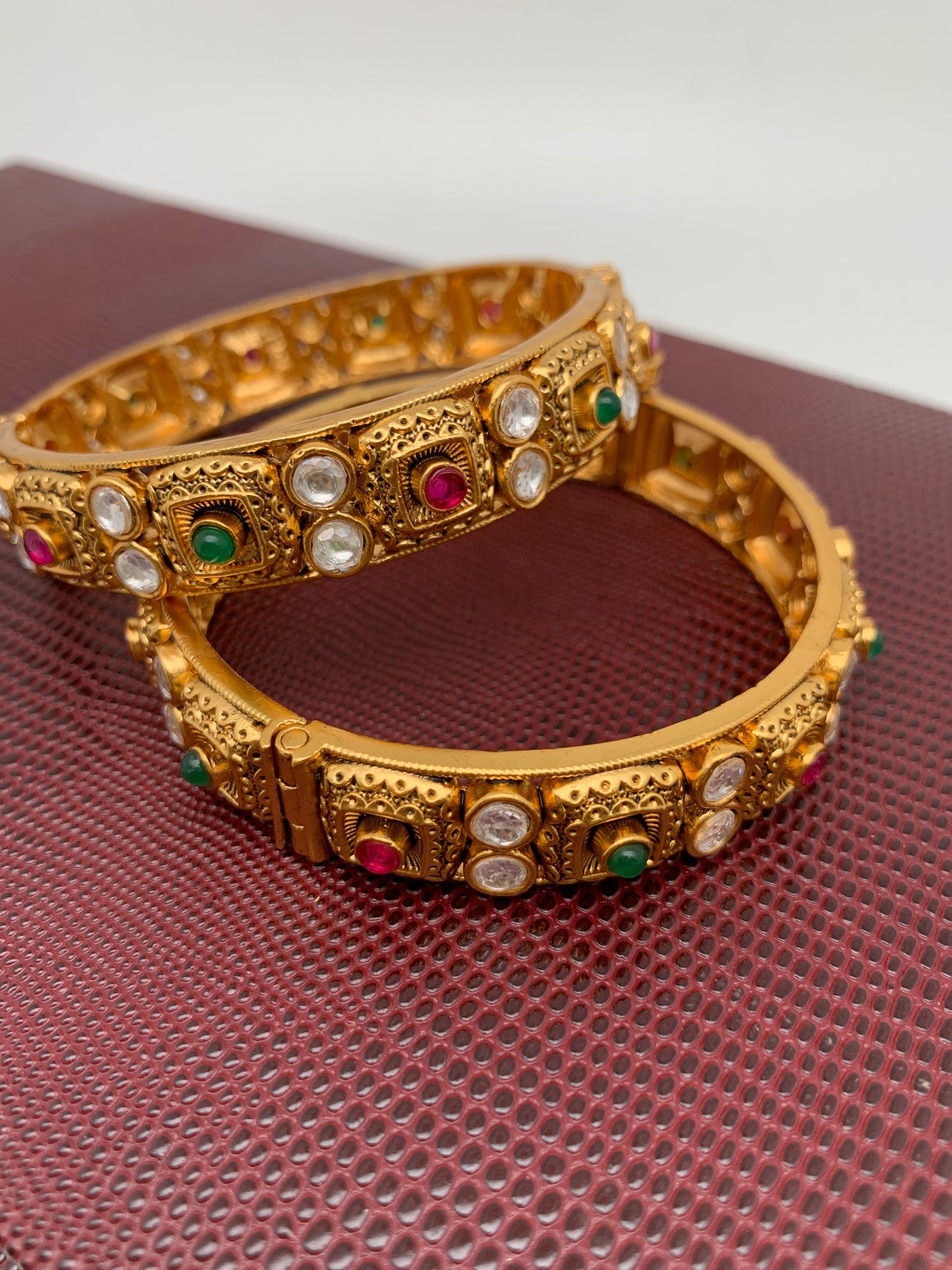 Kundan Red Green Stone Bangles