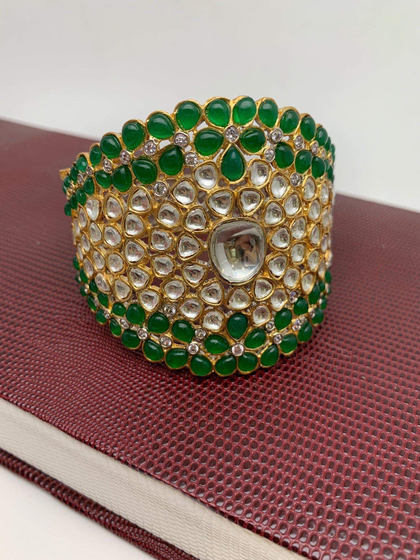 Kundan Green Stone Bracelet