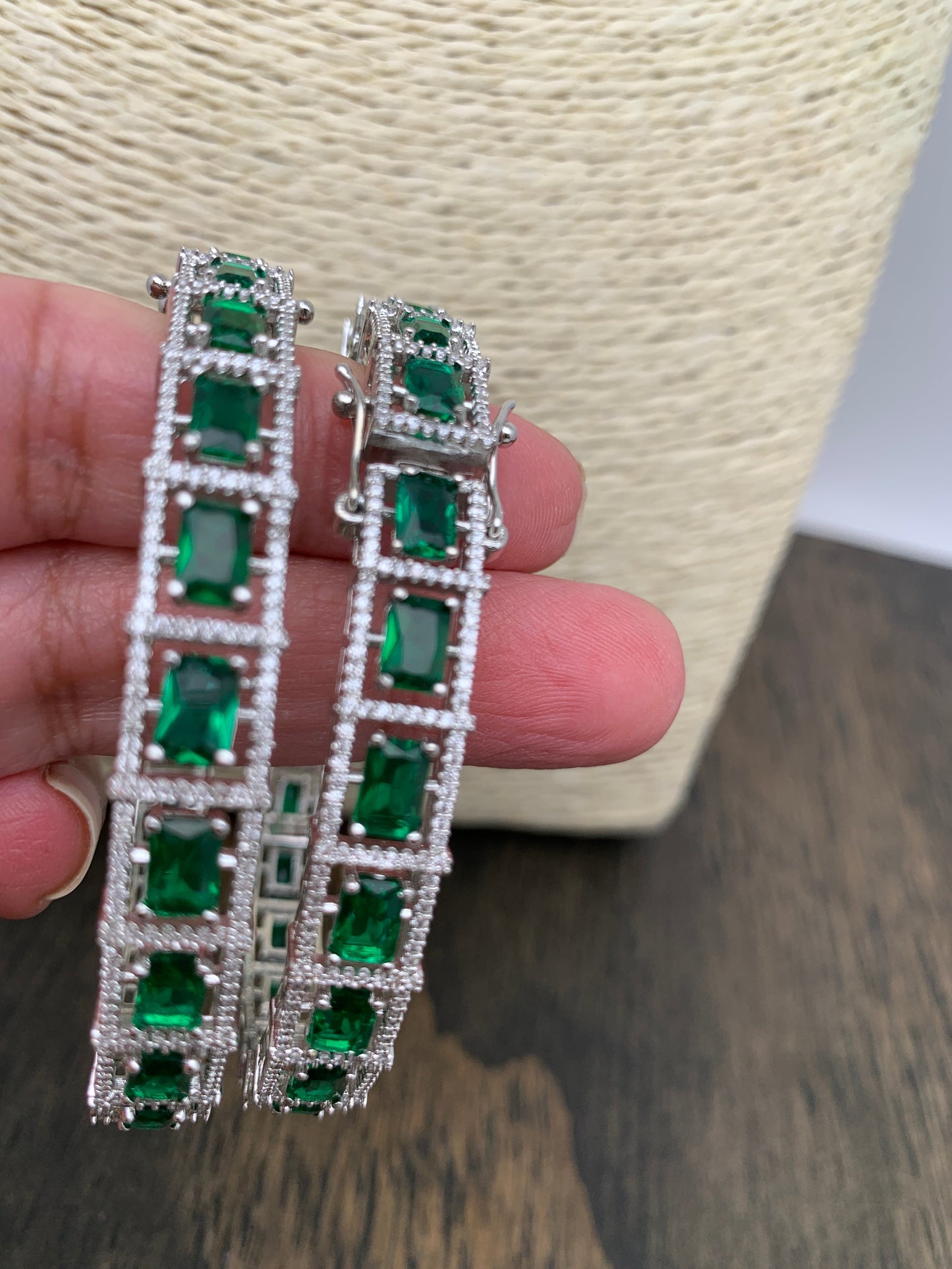 AD Emerald Green Stone Silver Polish Openable Bangles