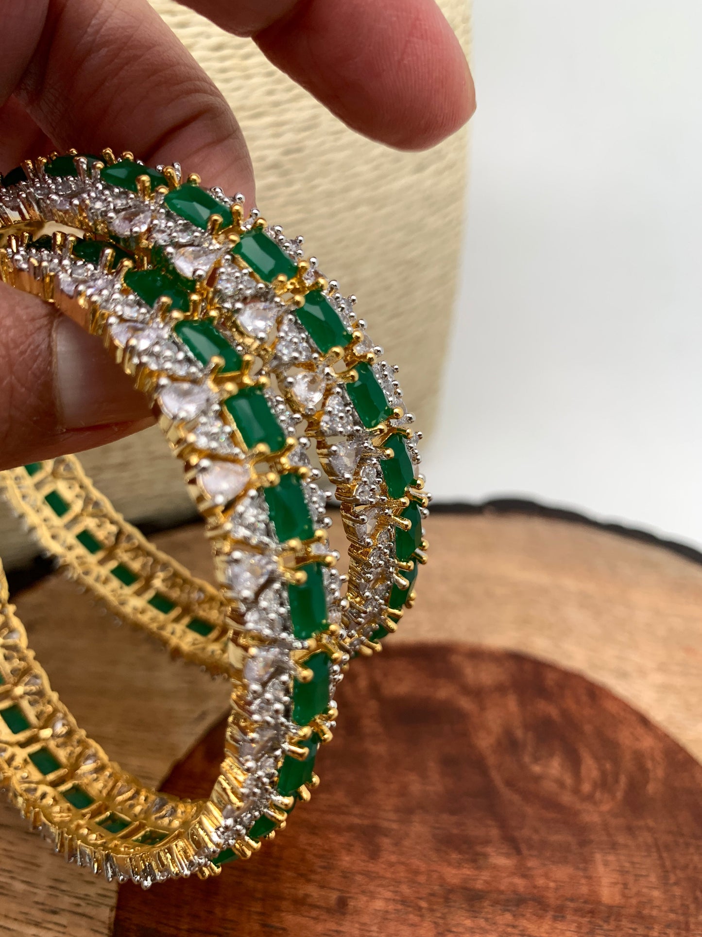 AD Emerald Green Stone Bangles